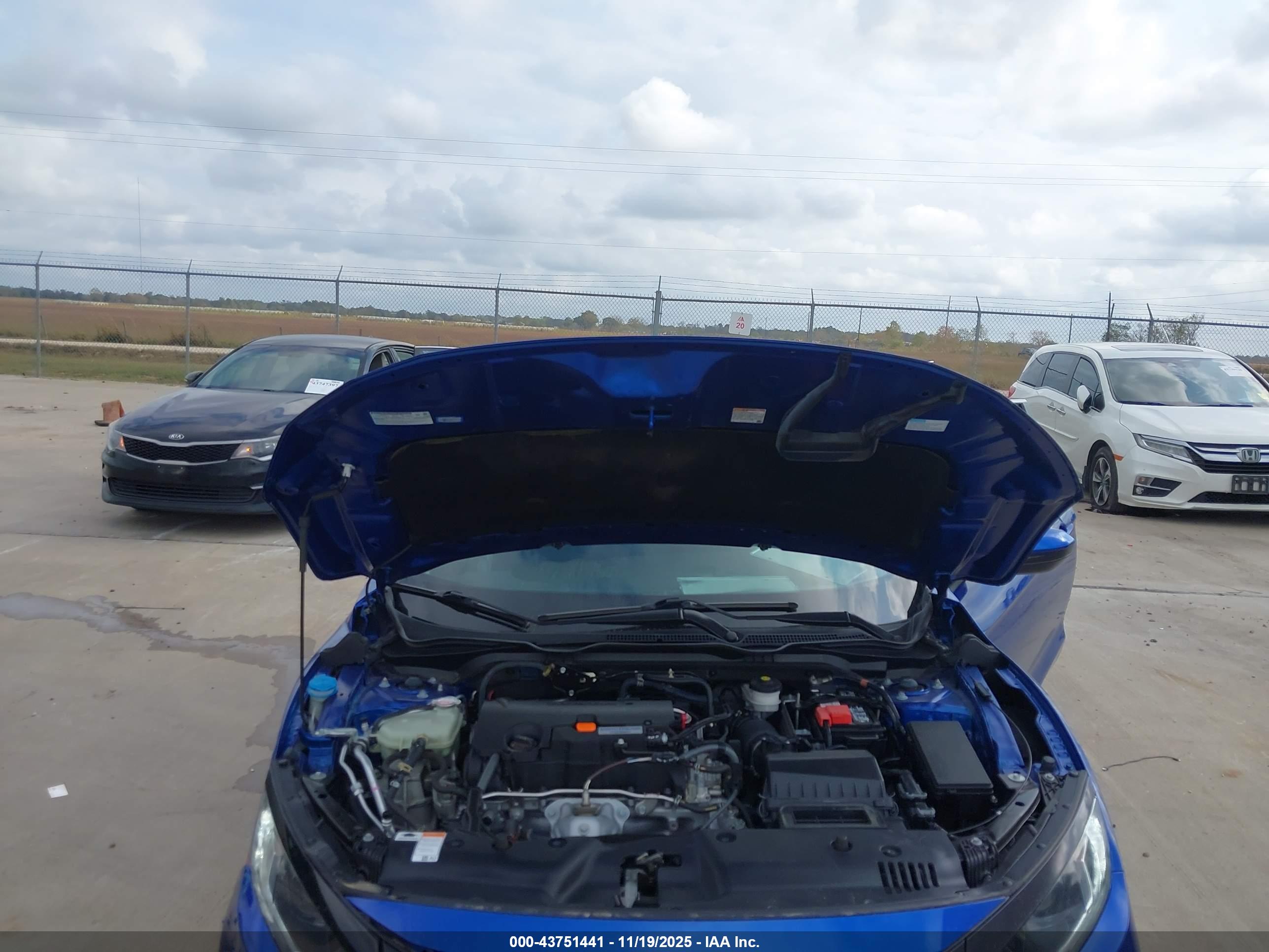 HONDA CIVIC image 10