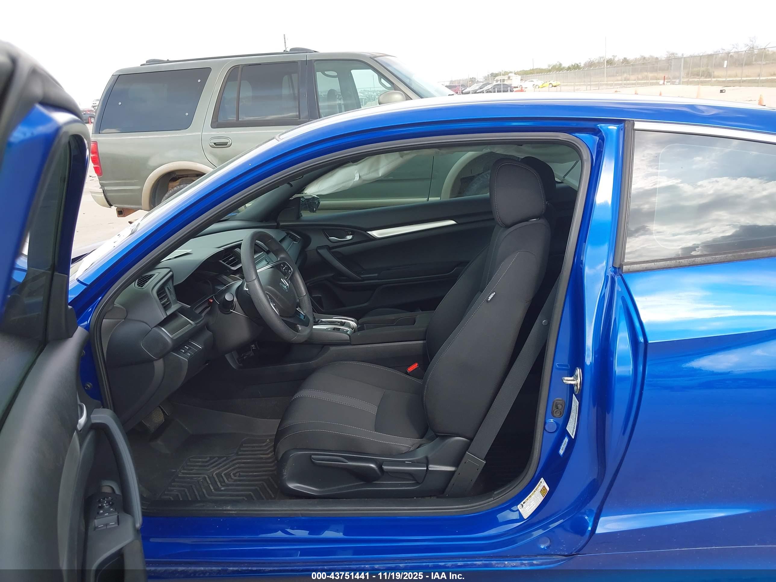HONDA CIVIC image 8