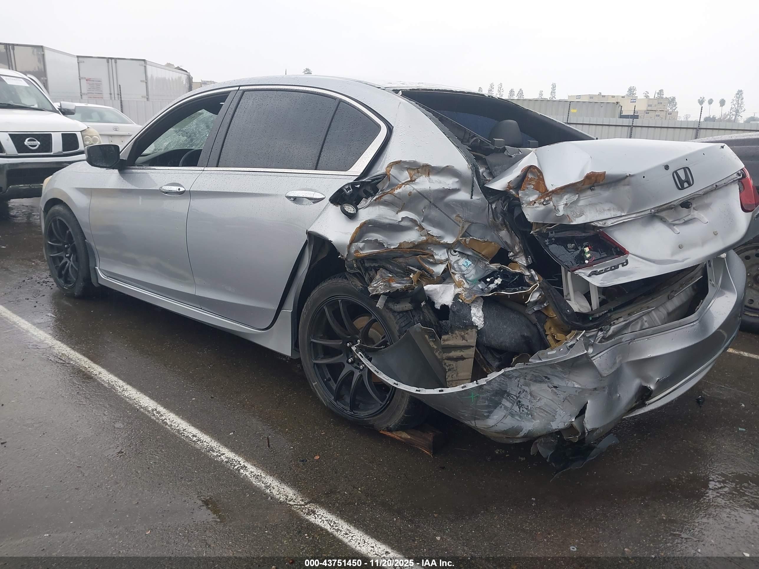 HONDA ACCORD image 3