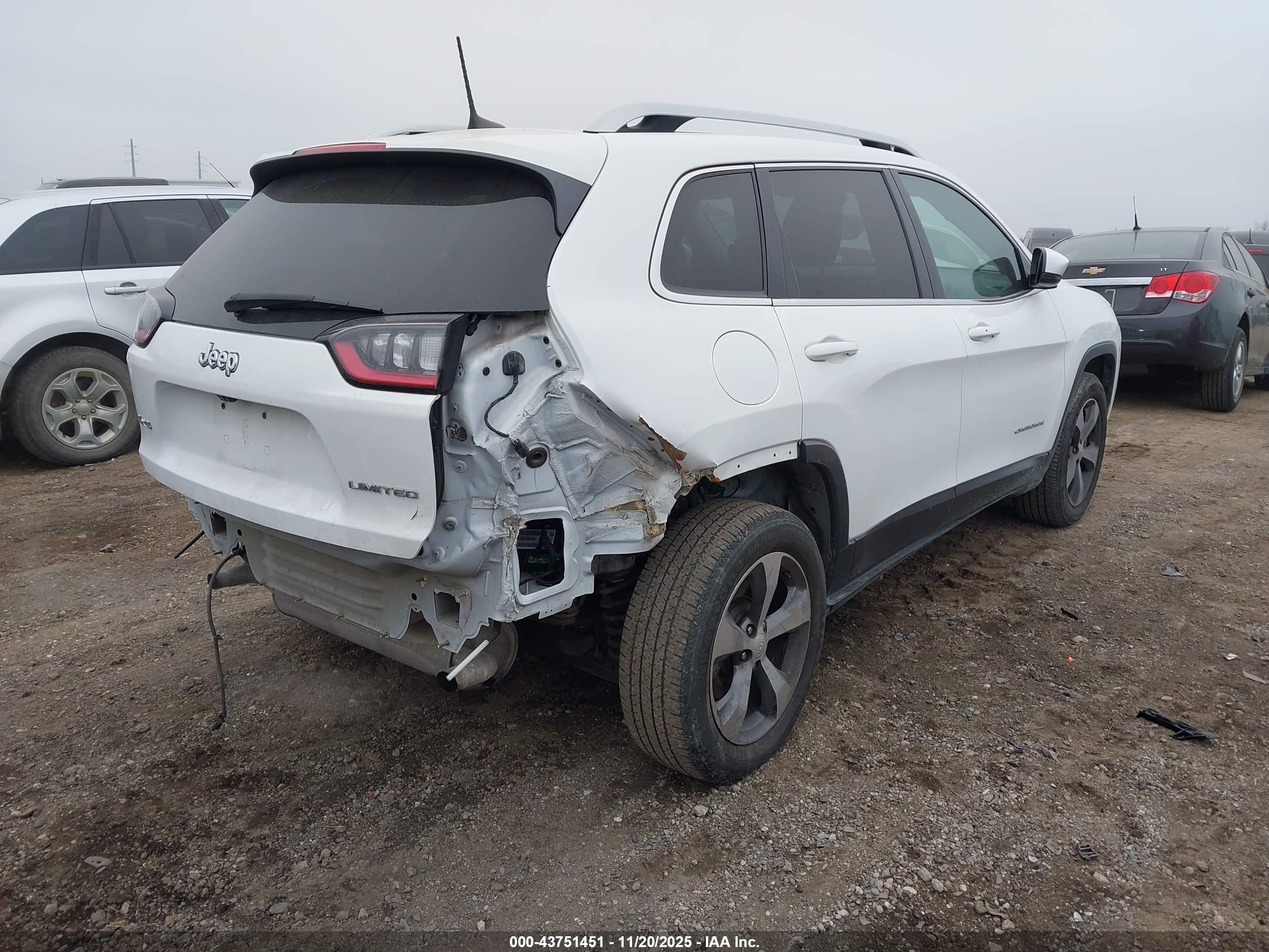 JEEP CHEROKEE image 4