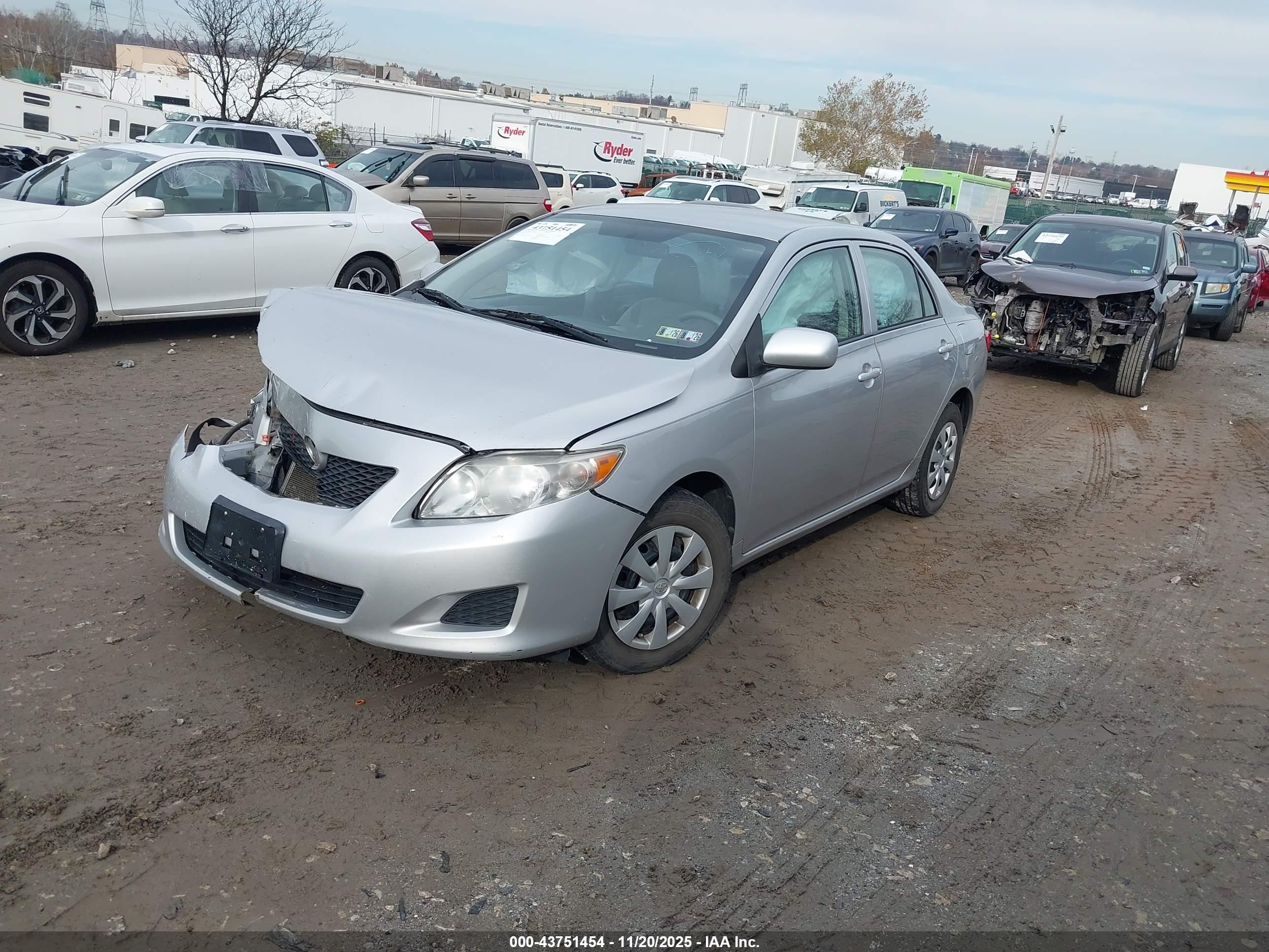 TOYOTA COROLLA image 2