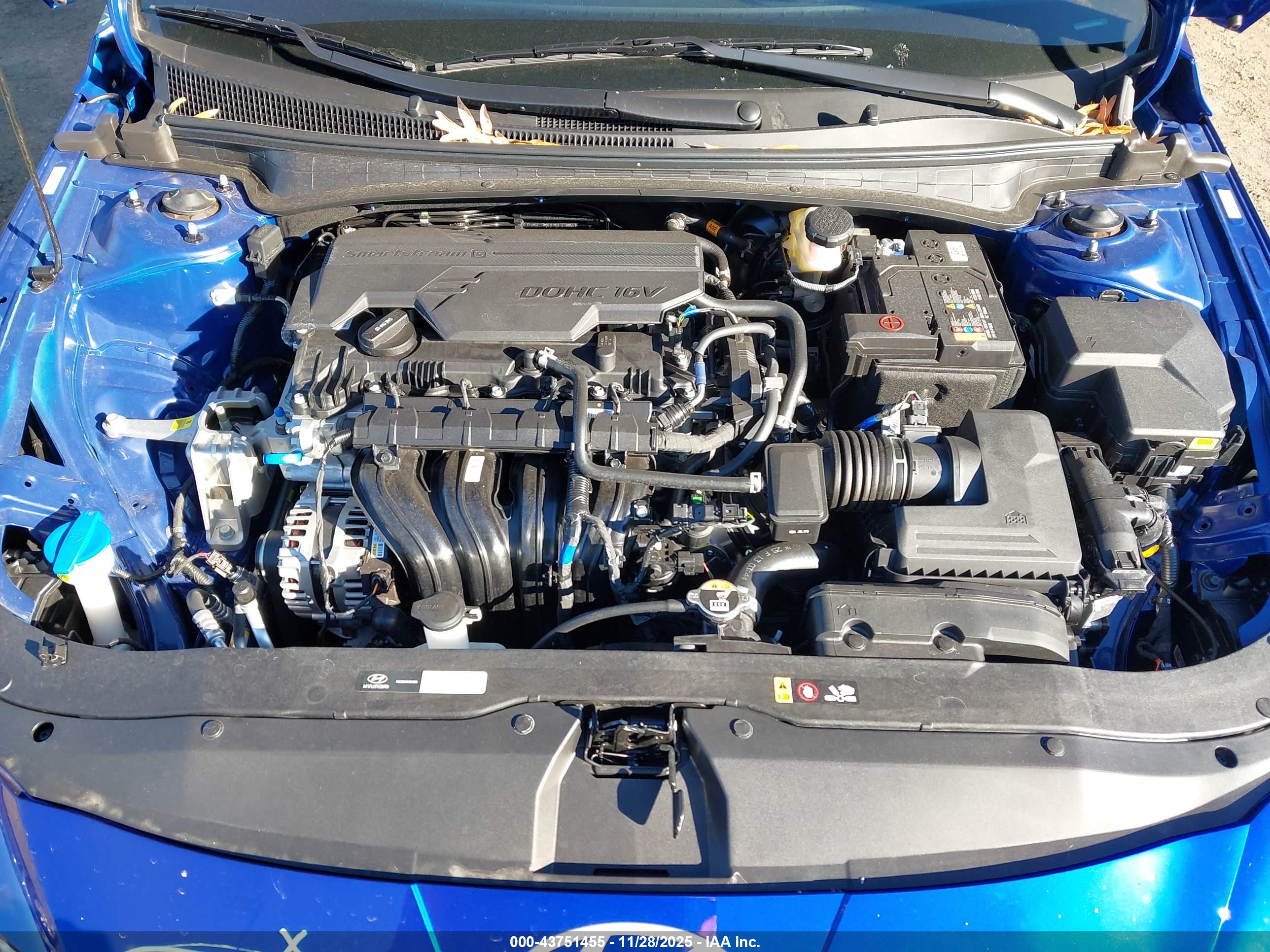 HYUNDAI ELANTRA image 10
