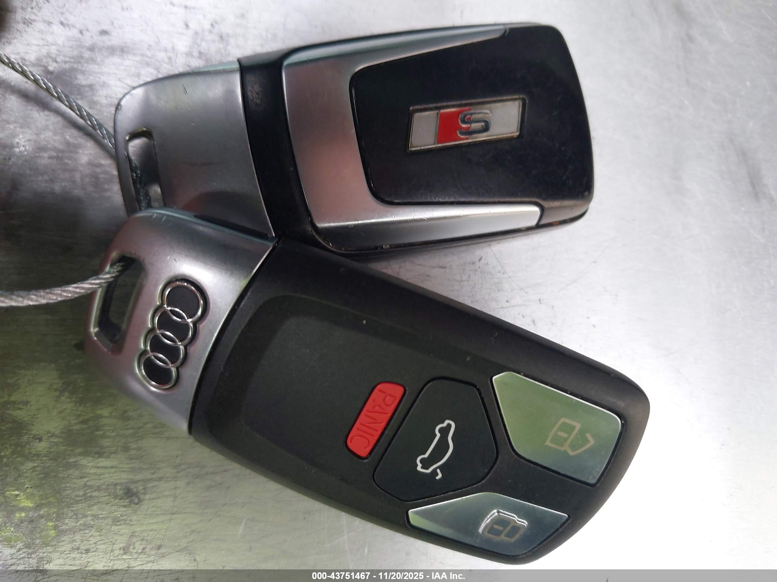 AUDI SQ5 image 11