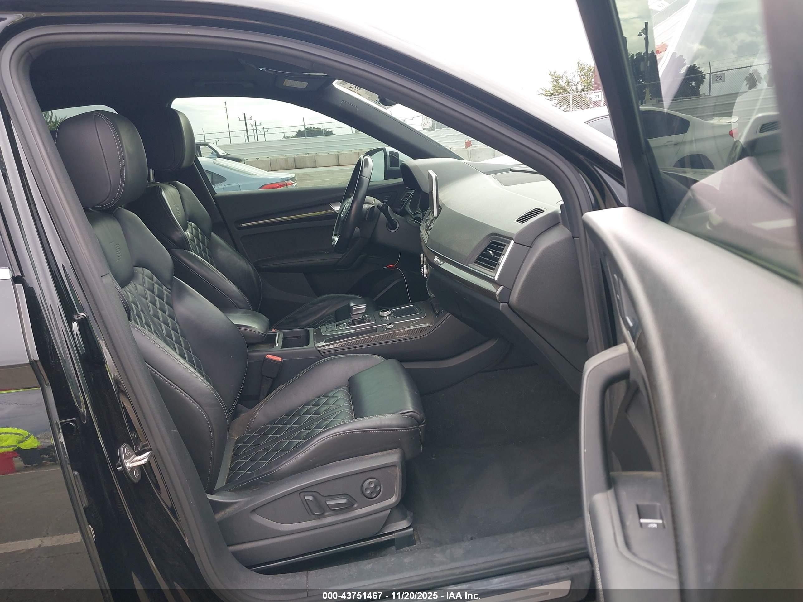 AUDI SQ5 image 5