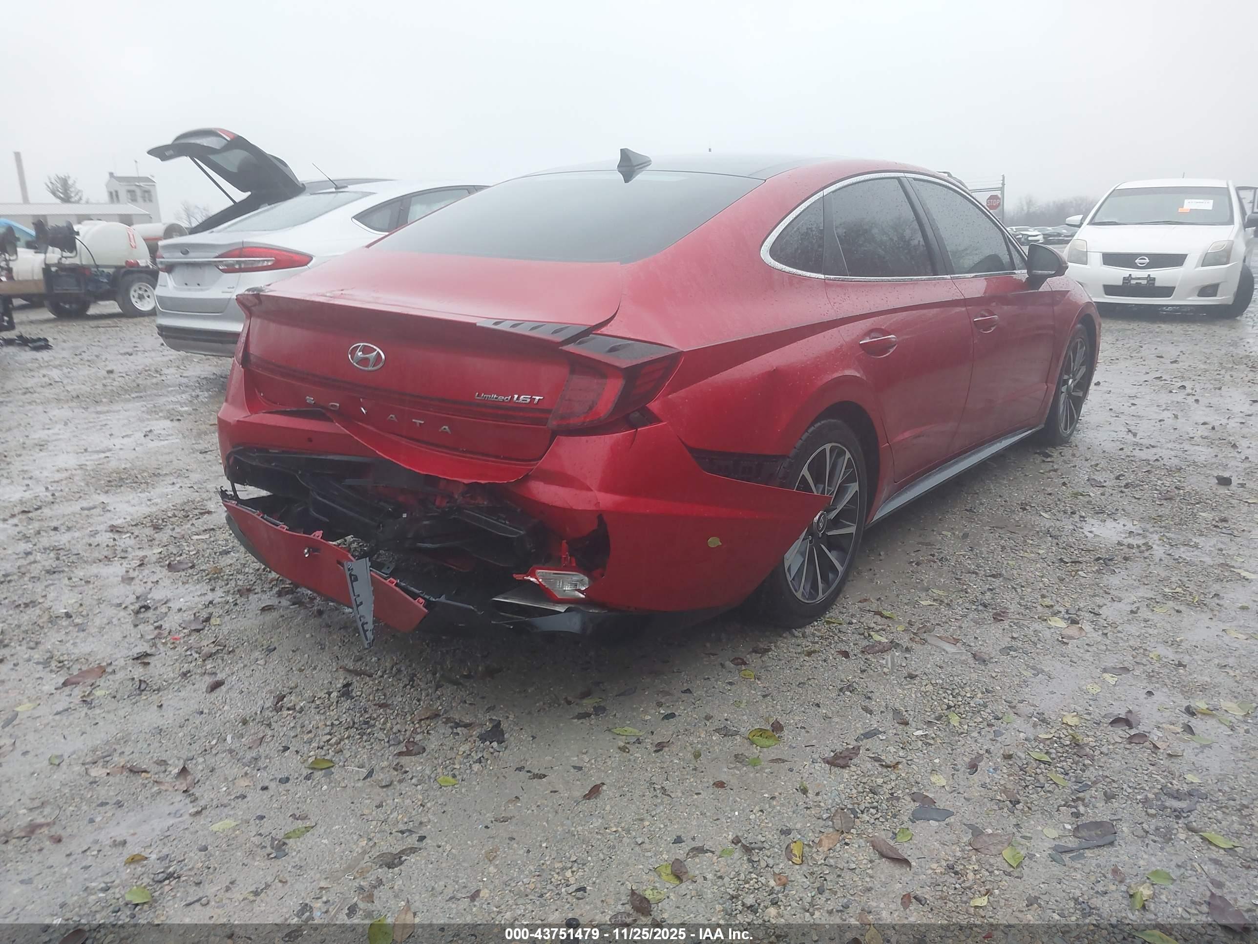 HYUNDAI SONATA image 4