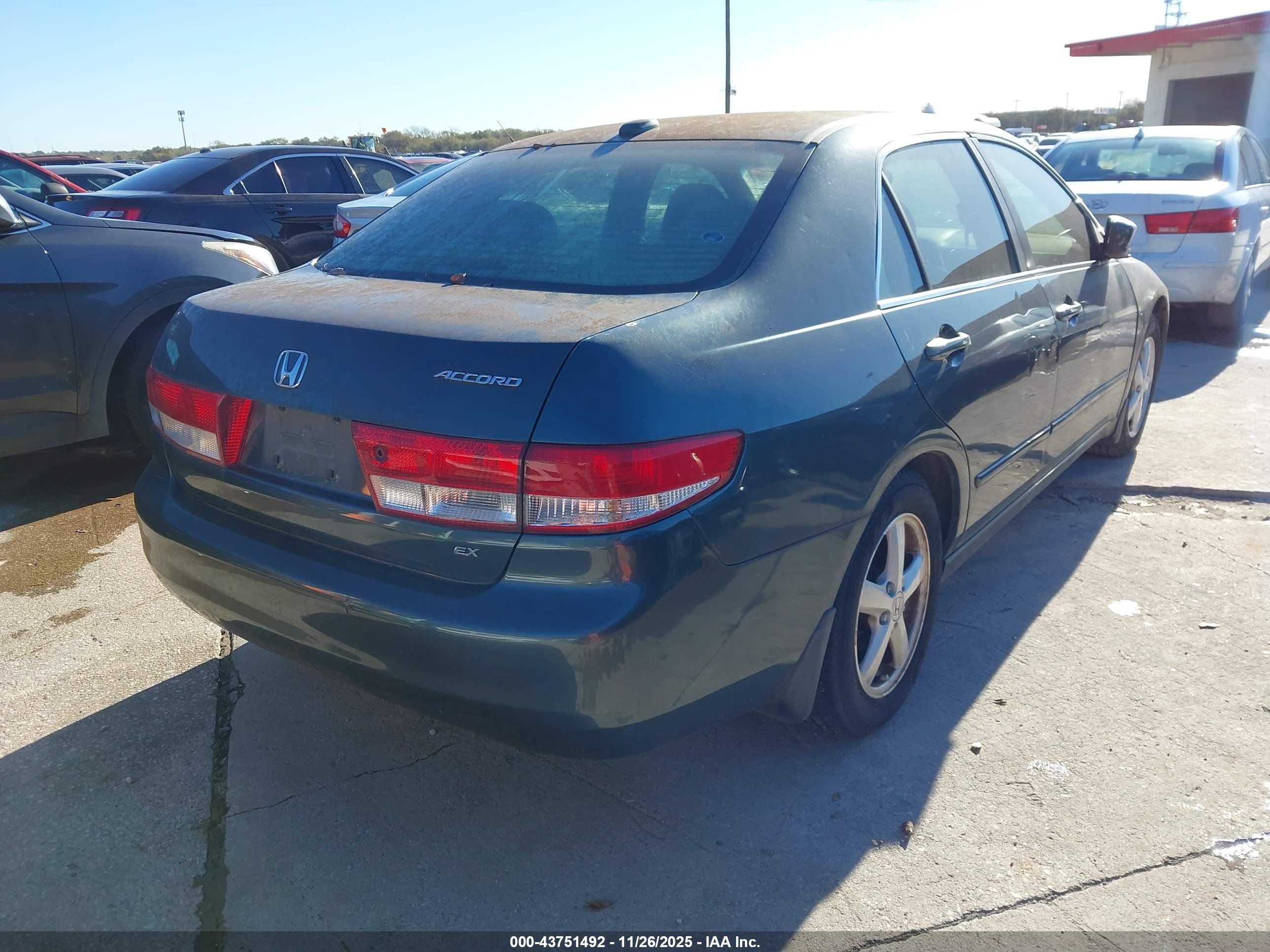 HONDA ACCORD image 4