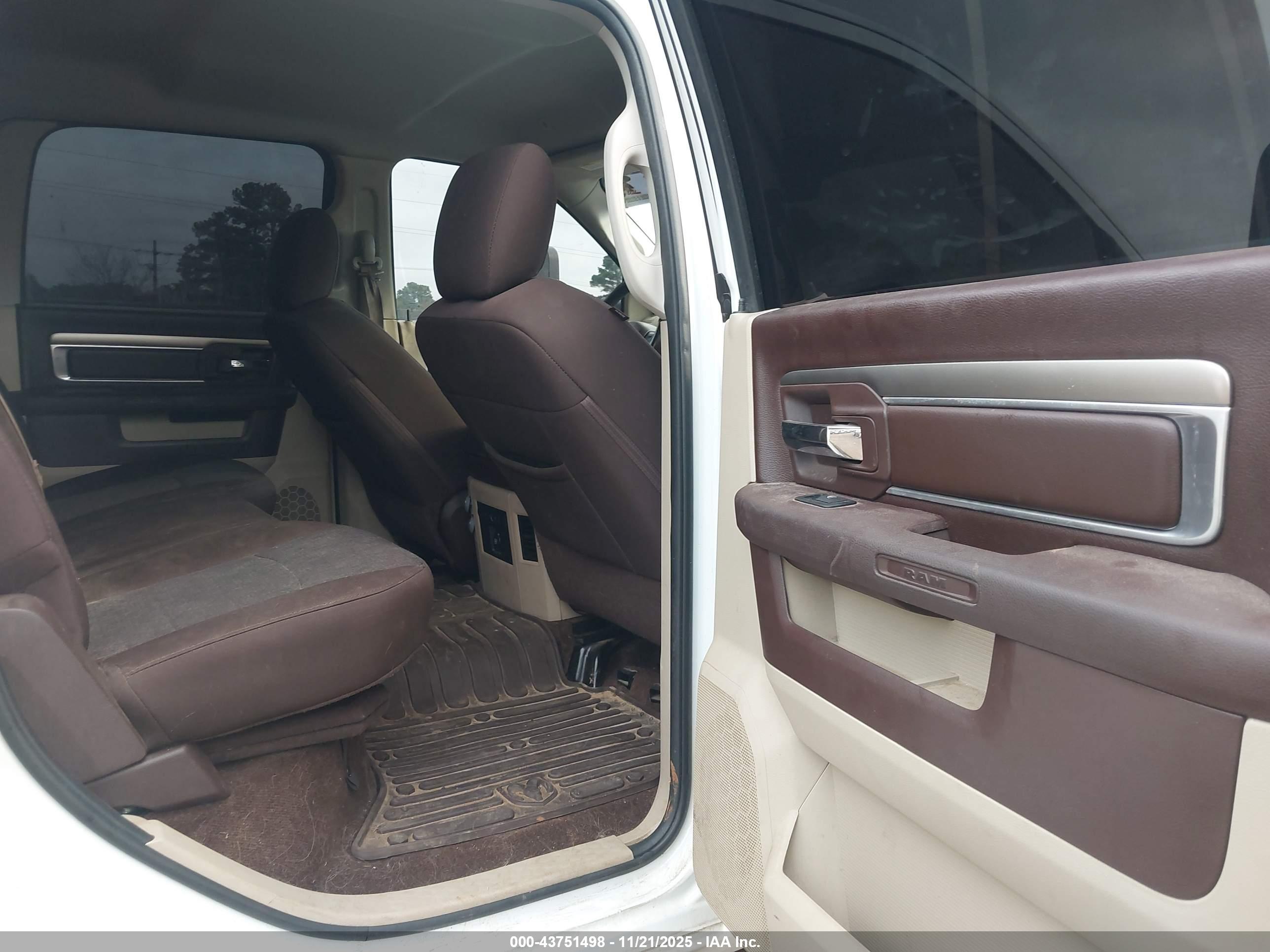RAM 2500 image 8