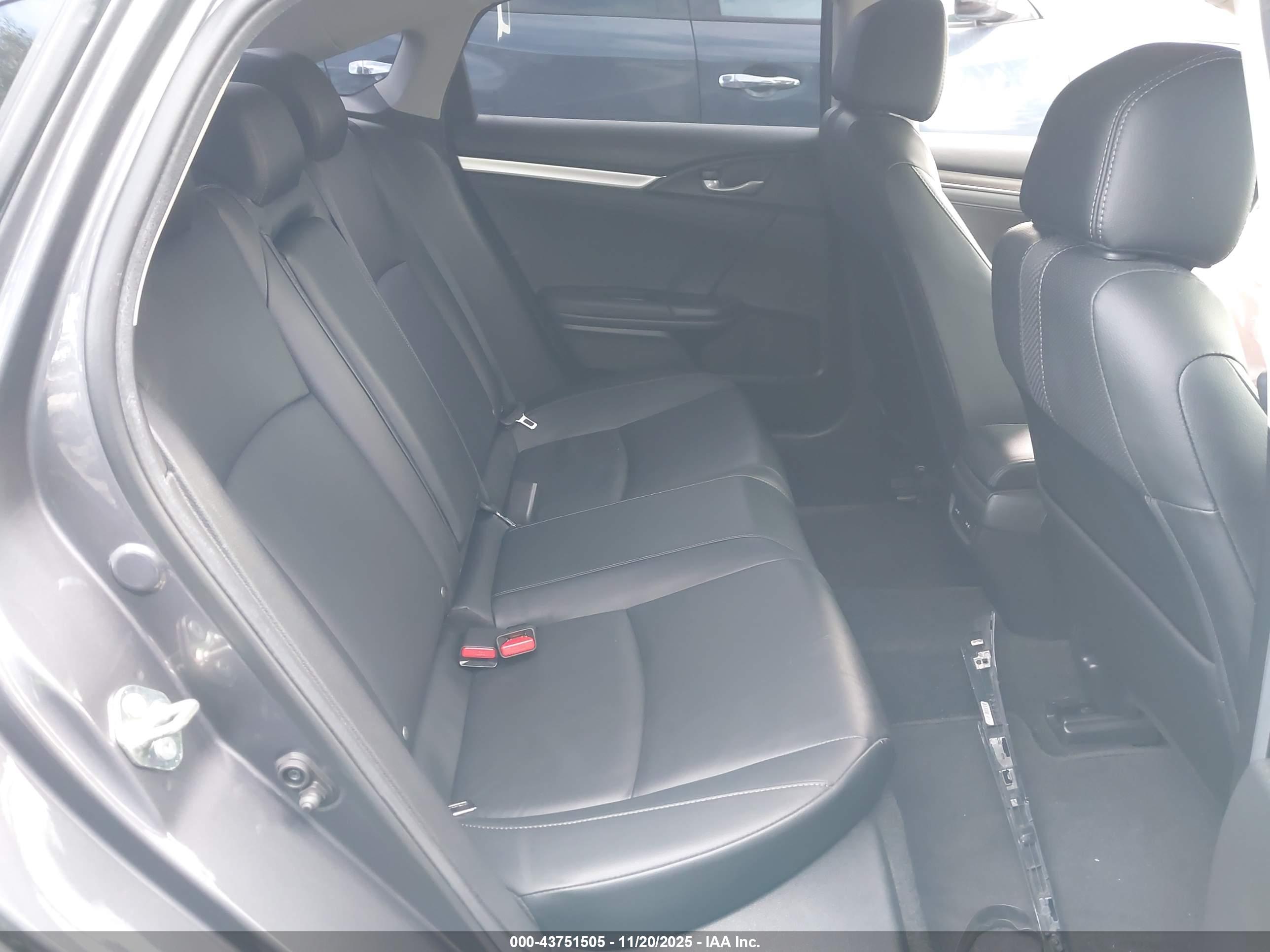 HONDA CIVIC image 8