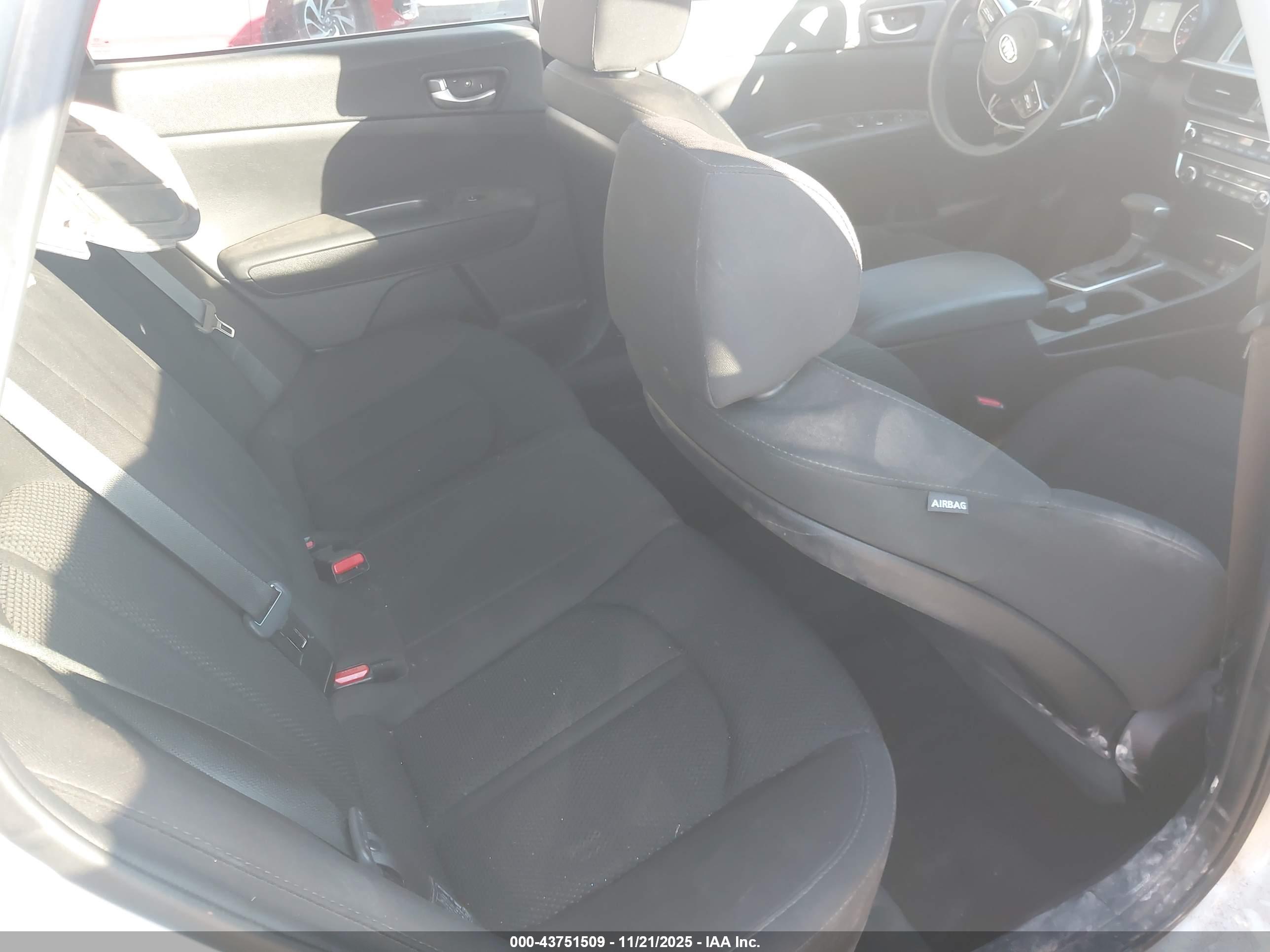 KIA OPTIMA image 8