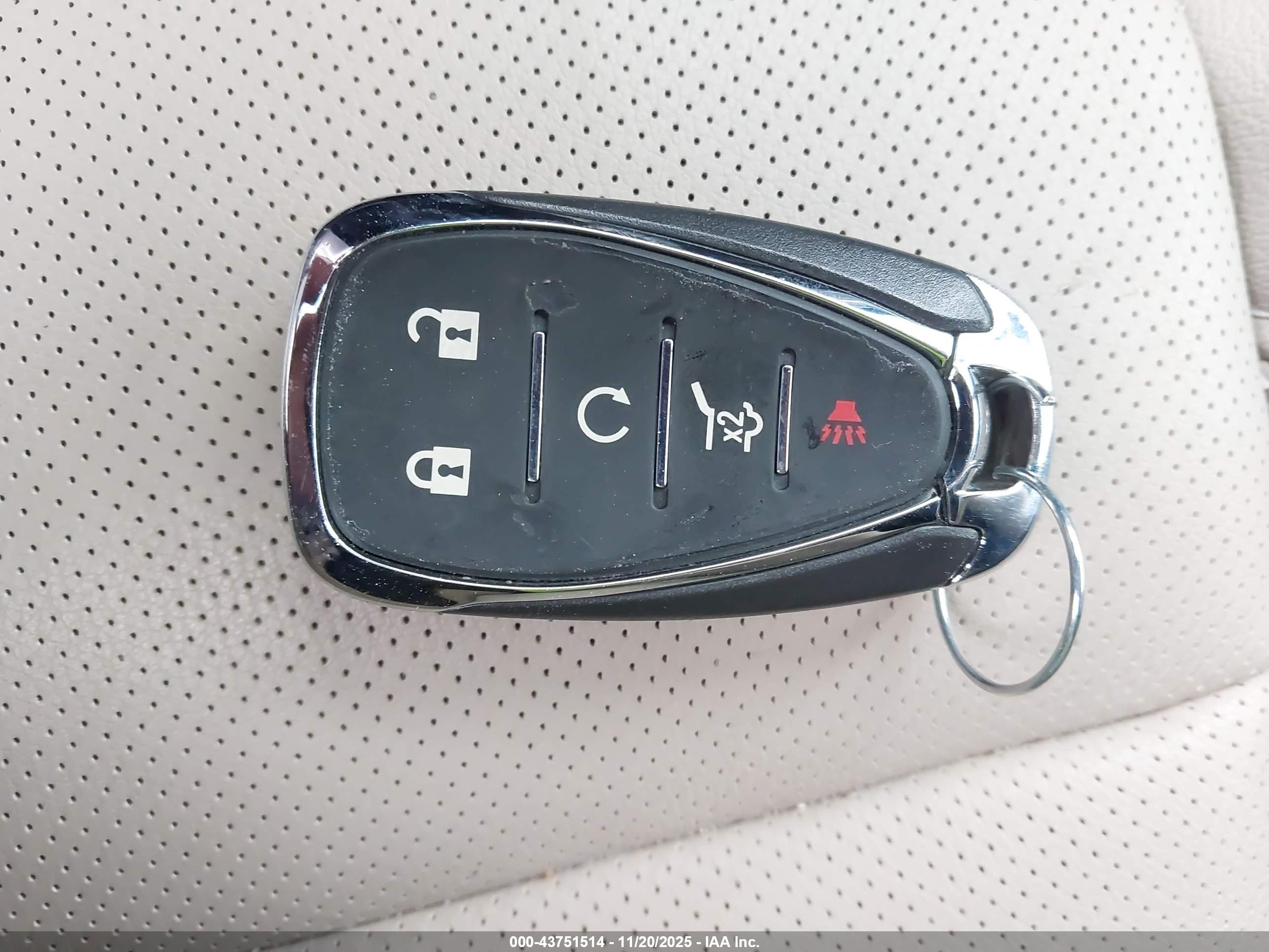 CHEVROLET TRAVERSE image 11