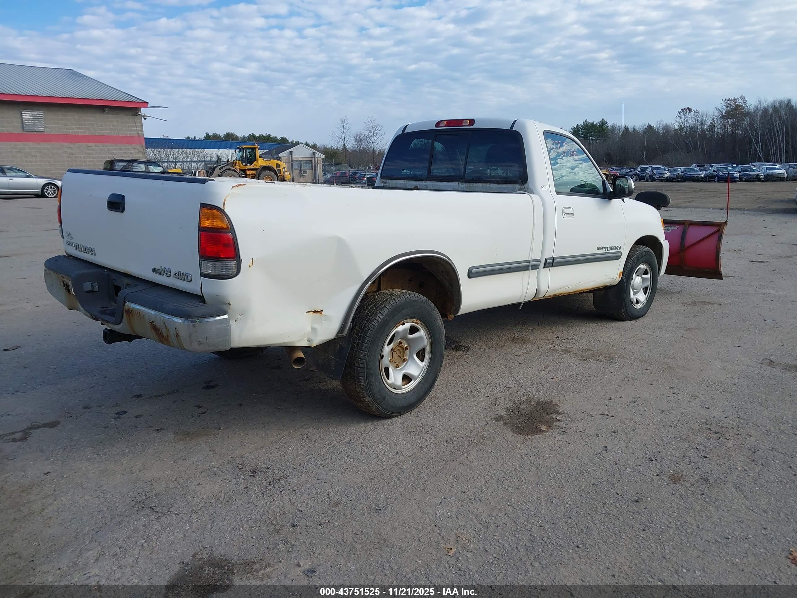 TOYOTA TUNDRA image 4