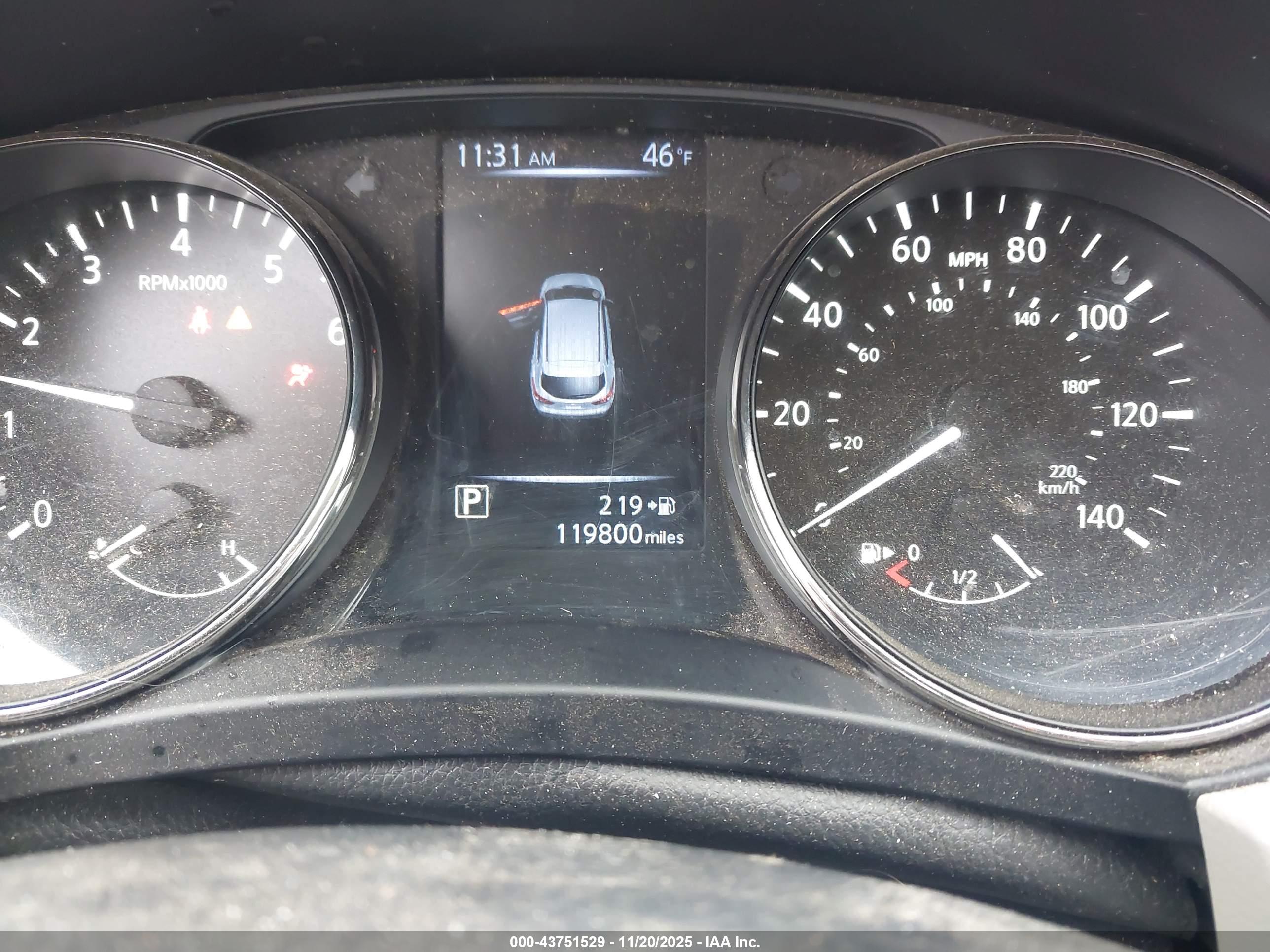NISSAN ROGUE image 7