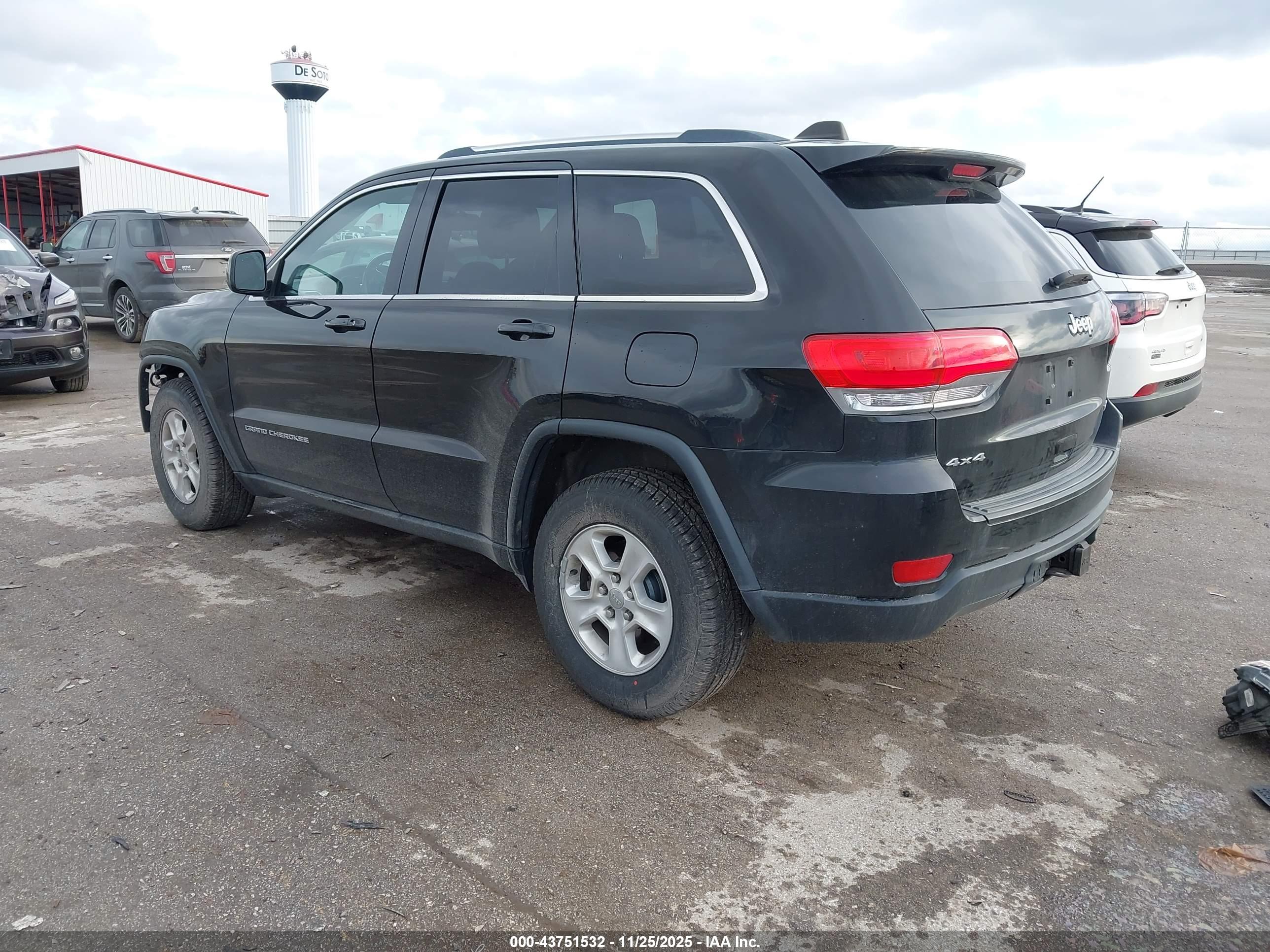 JEEP GRAND image 3