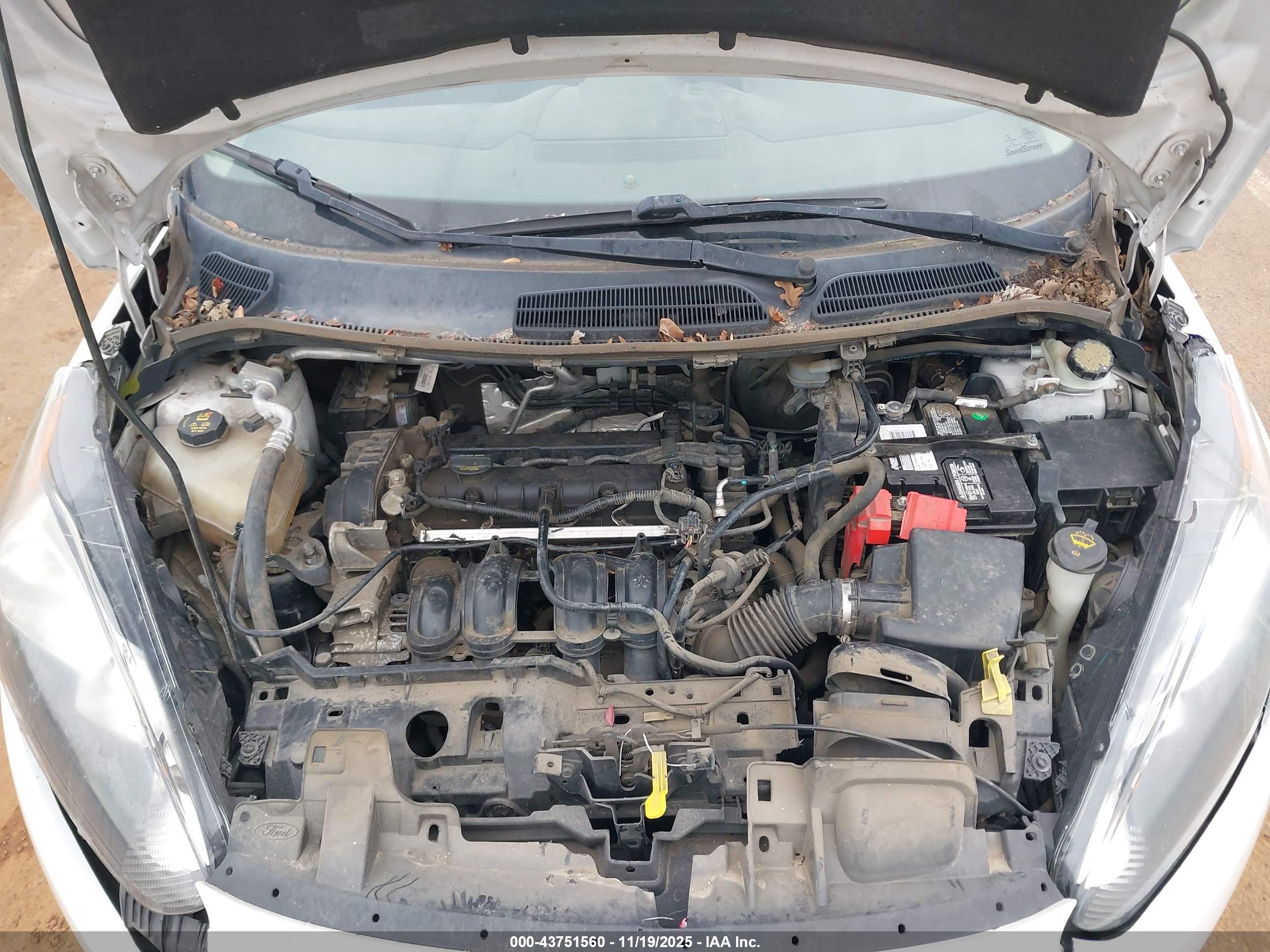 FORD FIESTA image 10