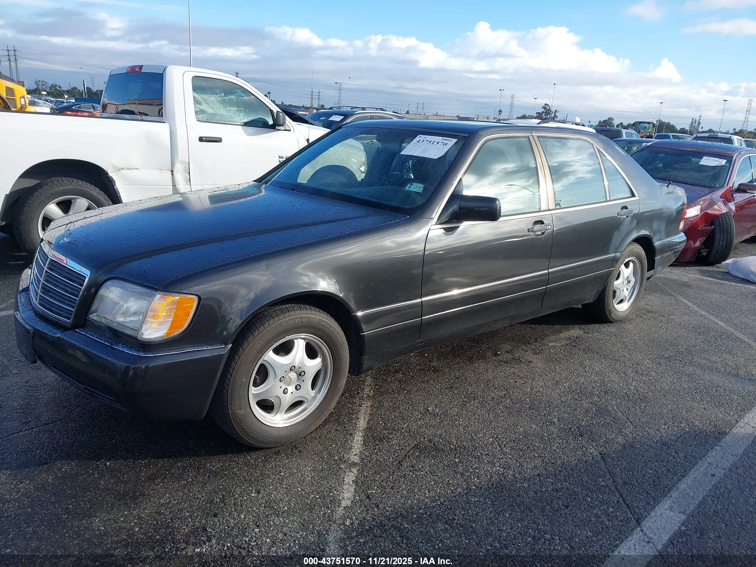 MERCEDES-BENZ S image 2