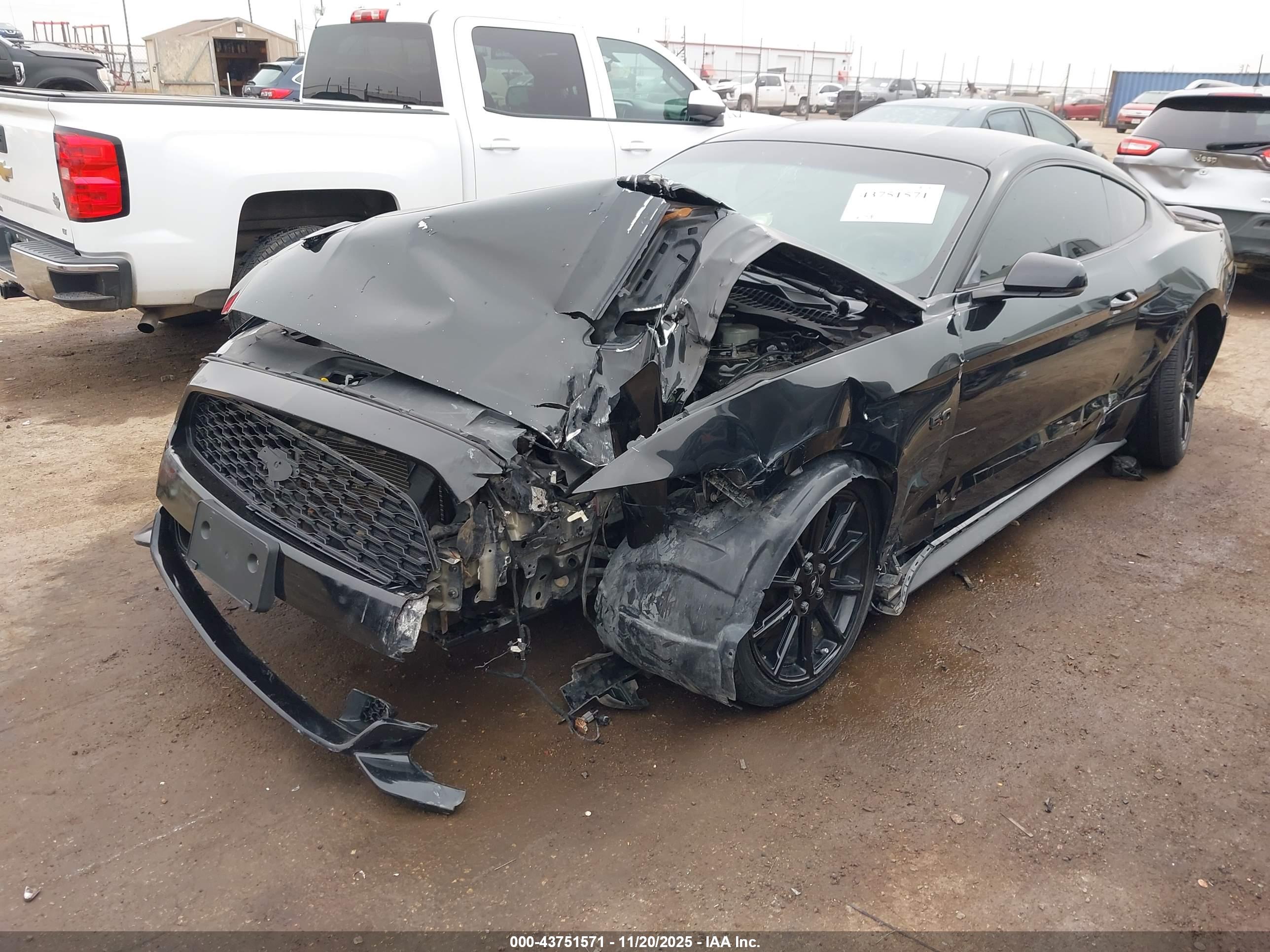 FORD MUSTANG image 2