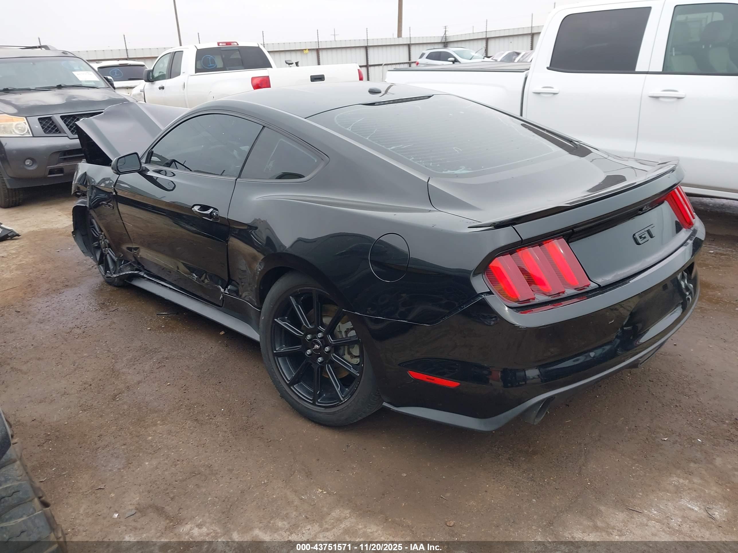 FORD MUSTANG image 3
