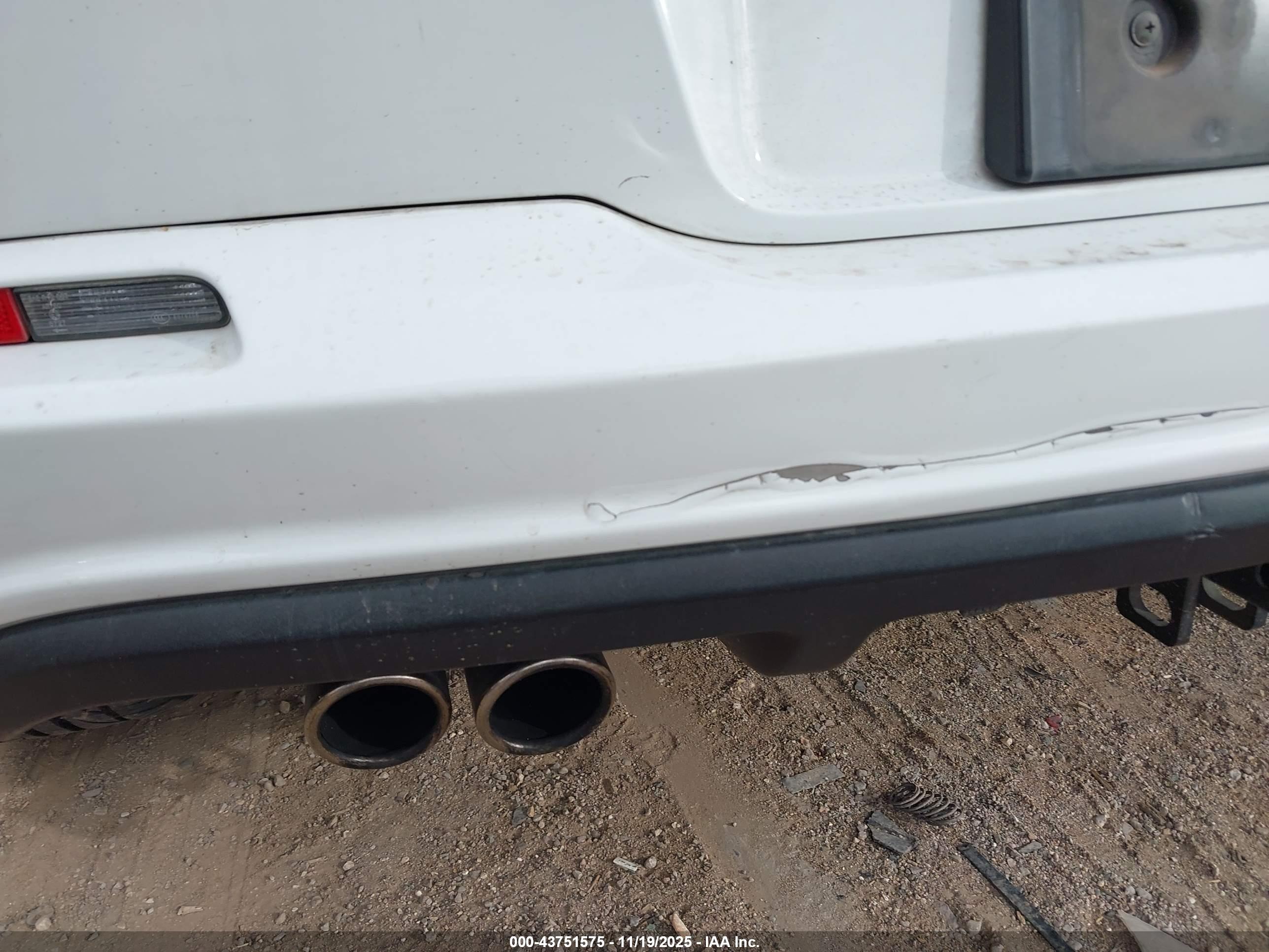 VOLKSWAGEN TIGUAN image 6