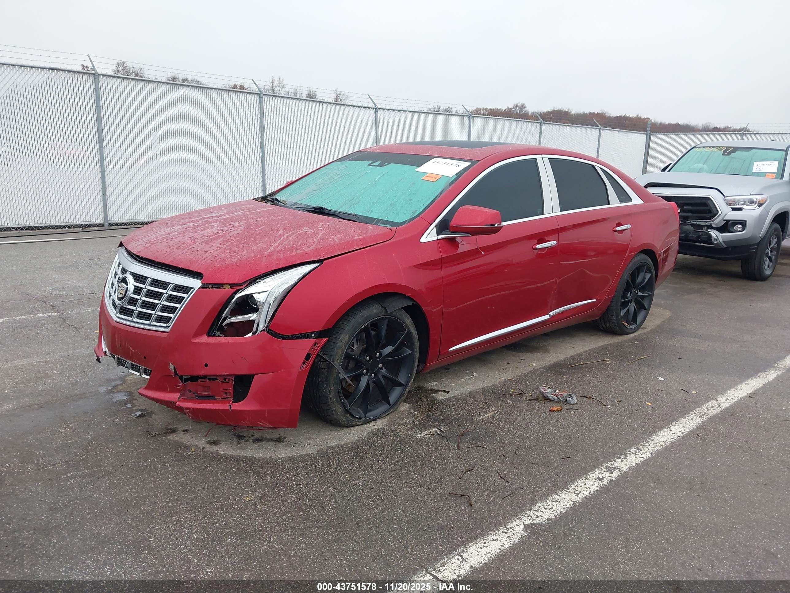 CADILLAC XTS image 2