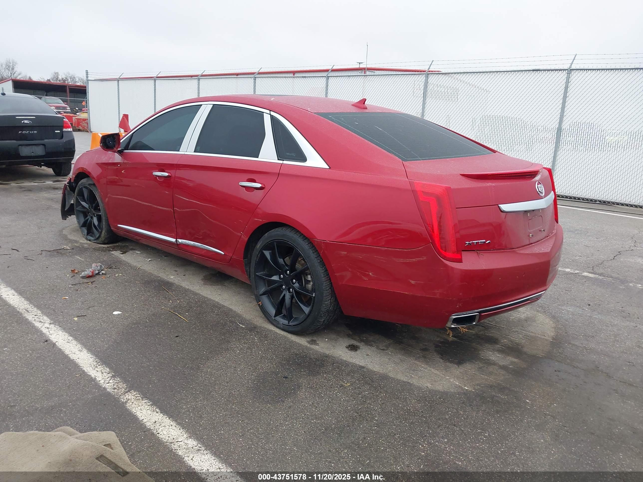 CADILLAC XTS image 3