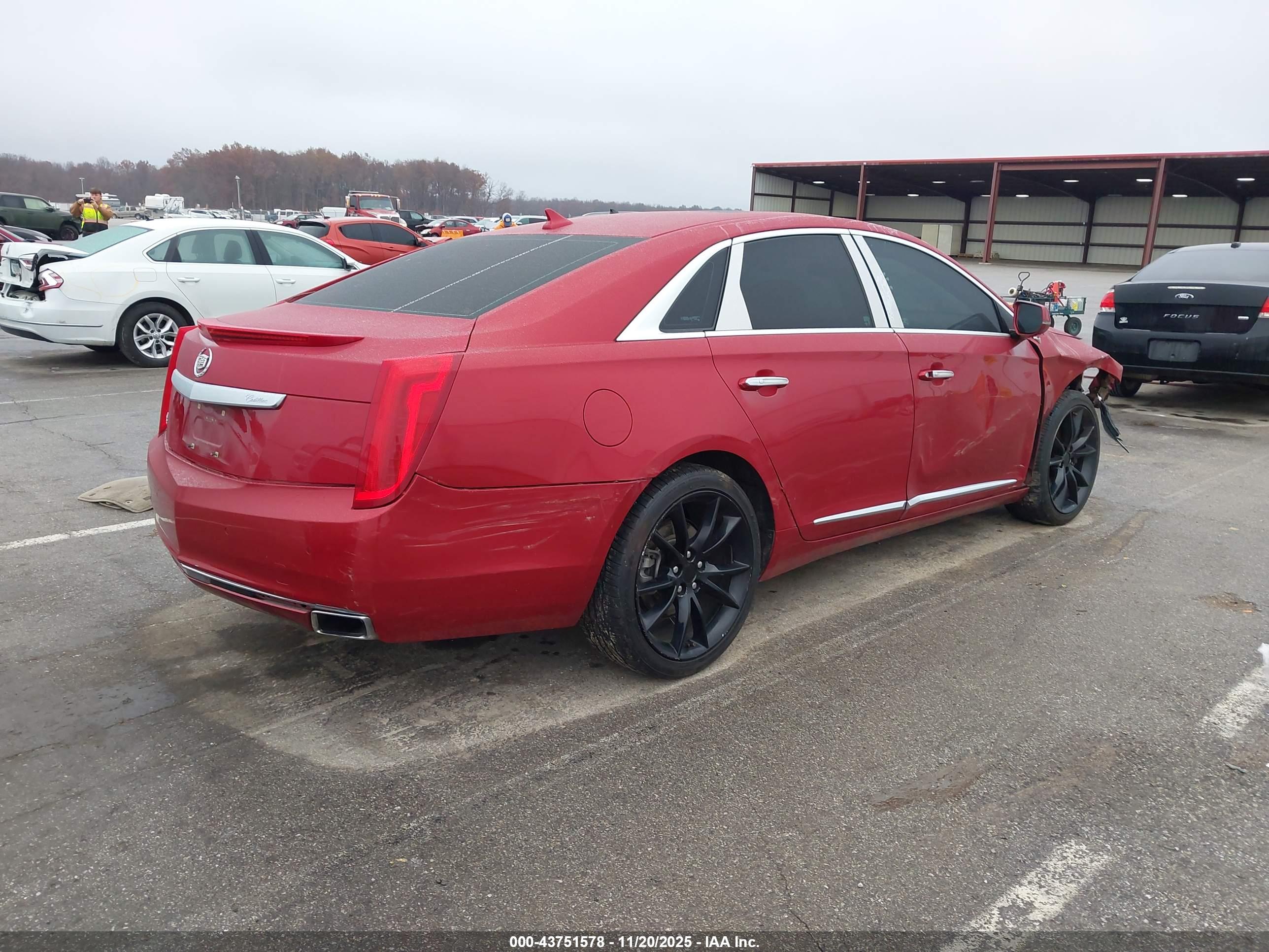 CADILLAC XTS image 4