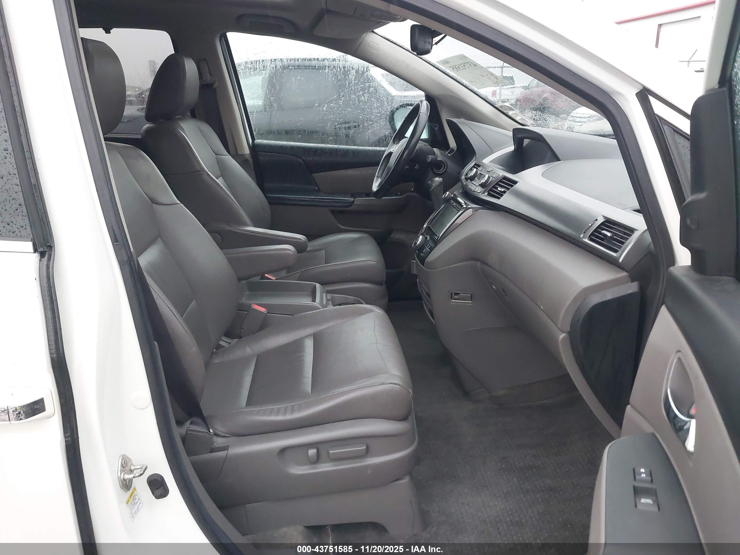 HONDA ODYSSEY image 5