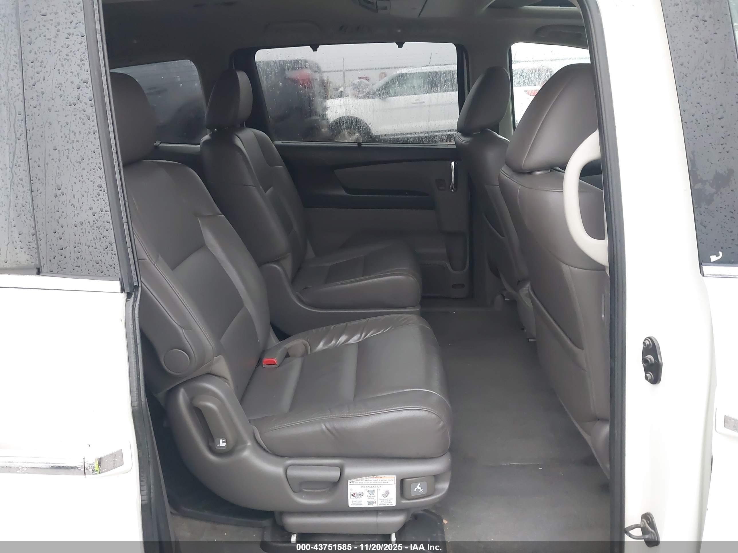 HONDA ODYSSEY image 8