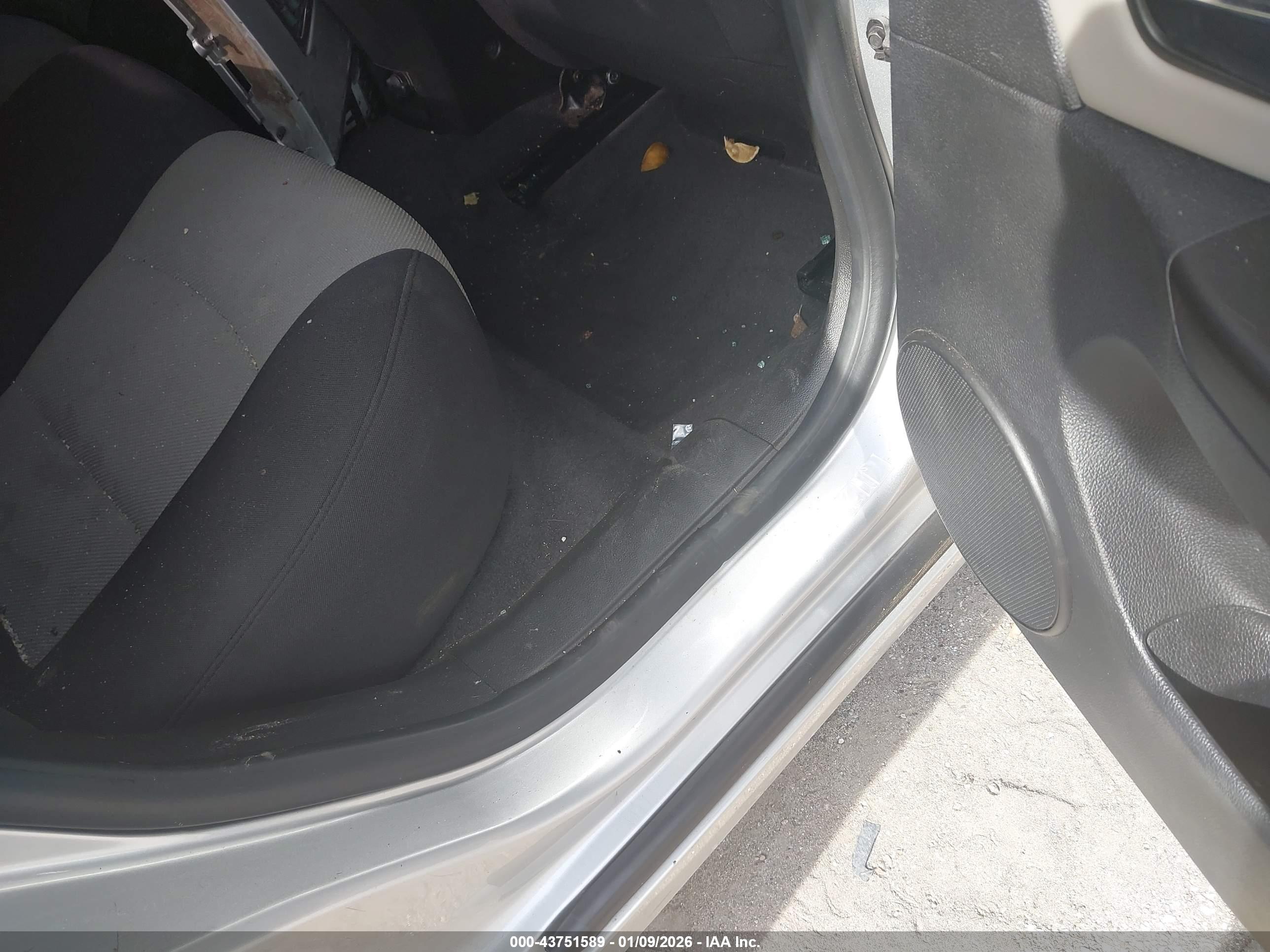 CHEVROLET CRUZE image 8