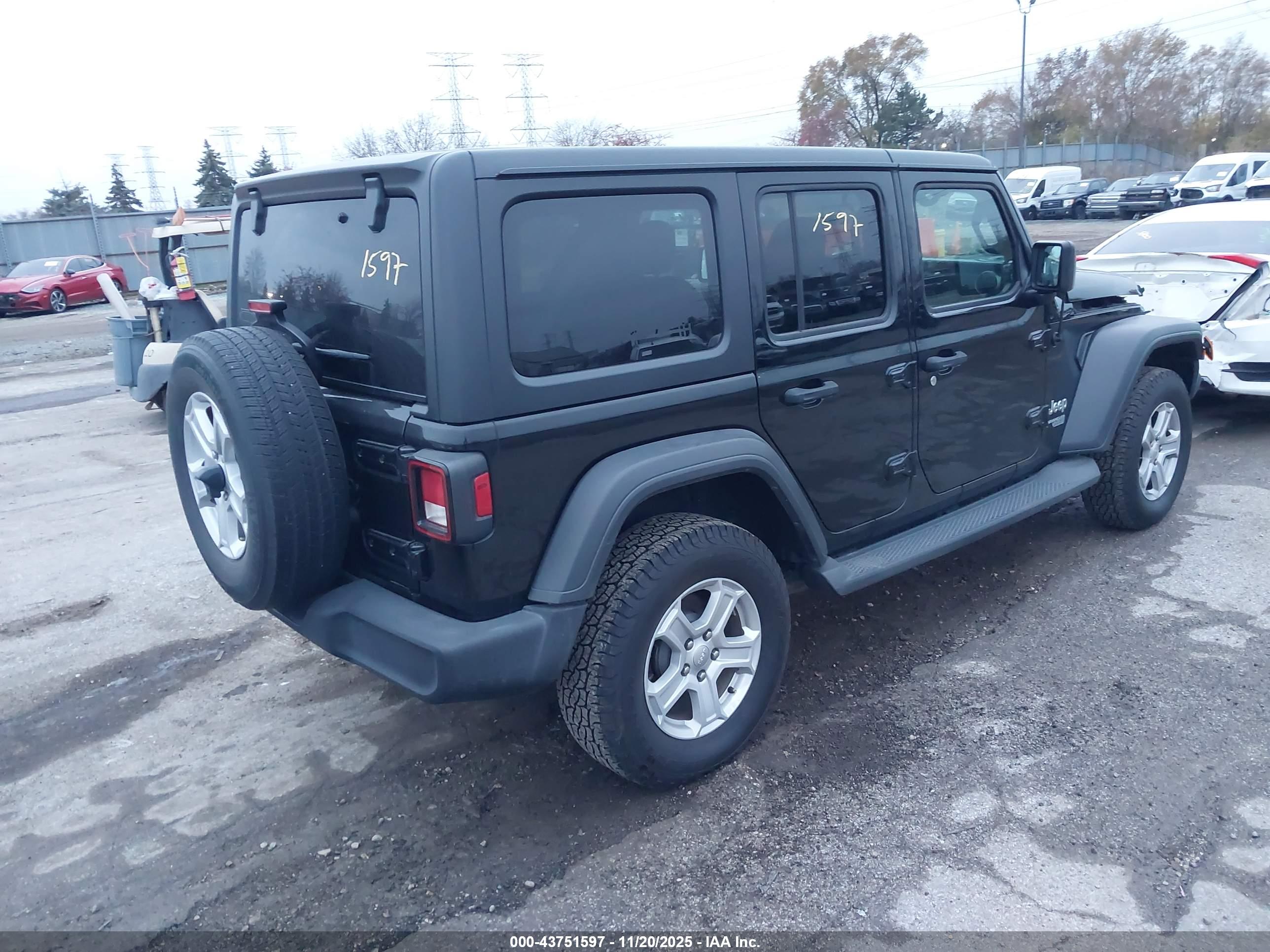 JEEP WRANGLER image 4