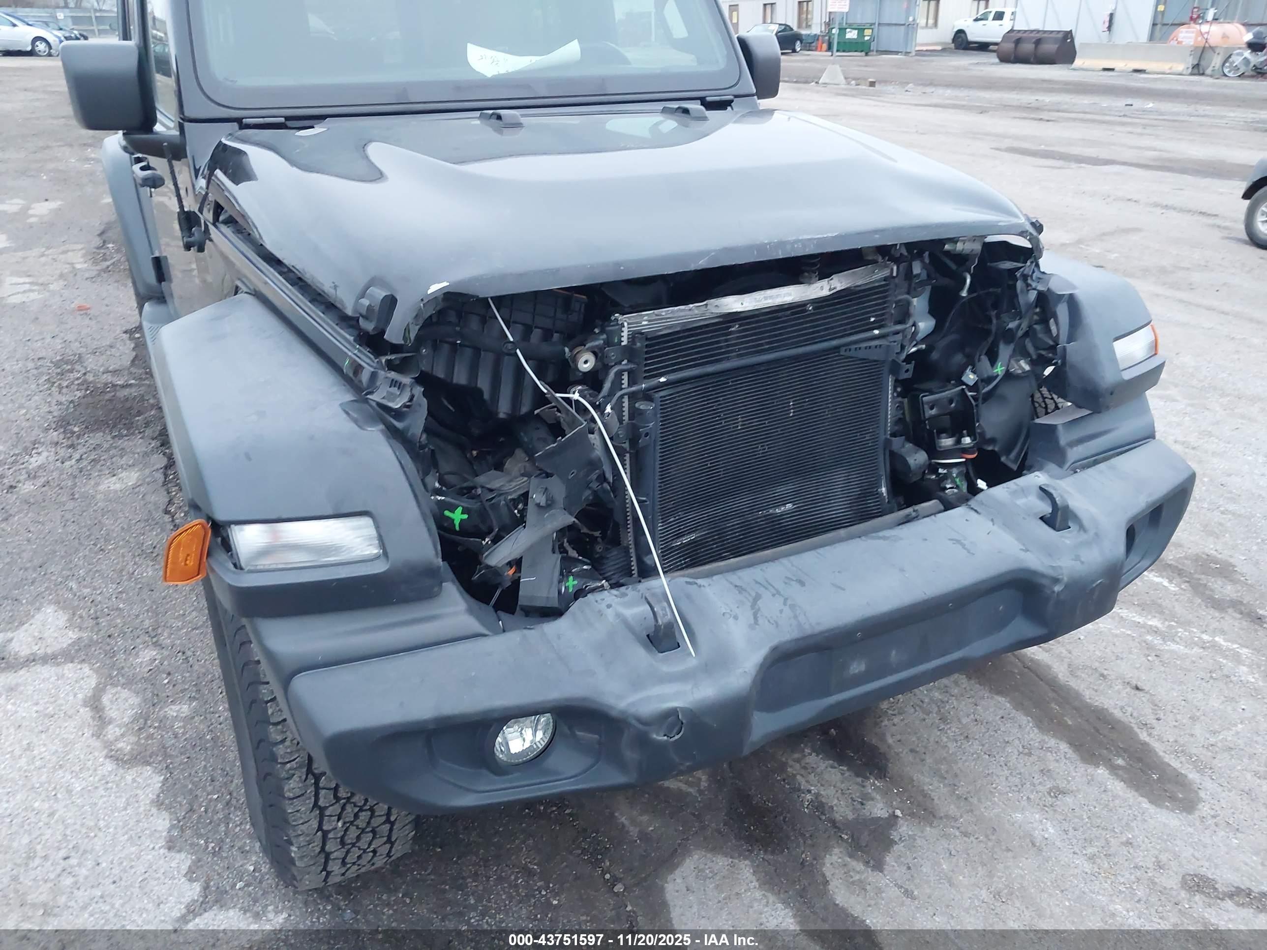 JEEP WRANGLER image 6