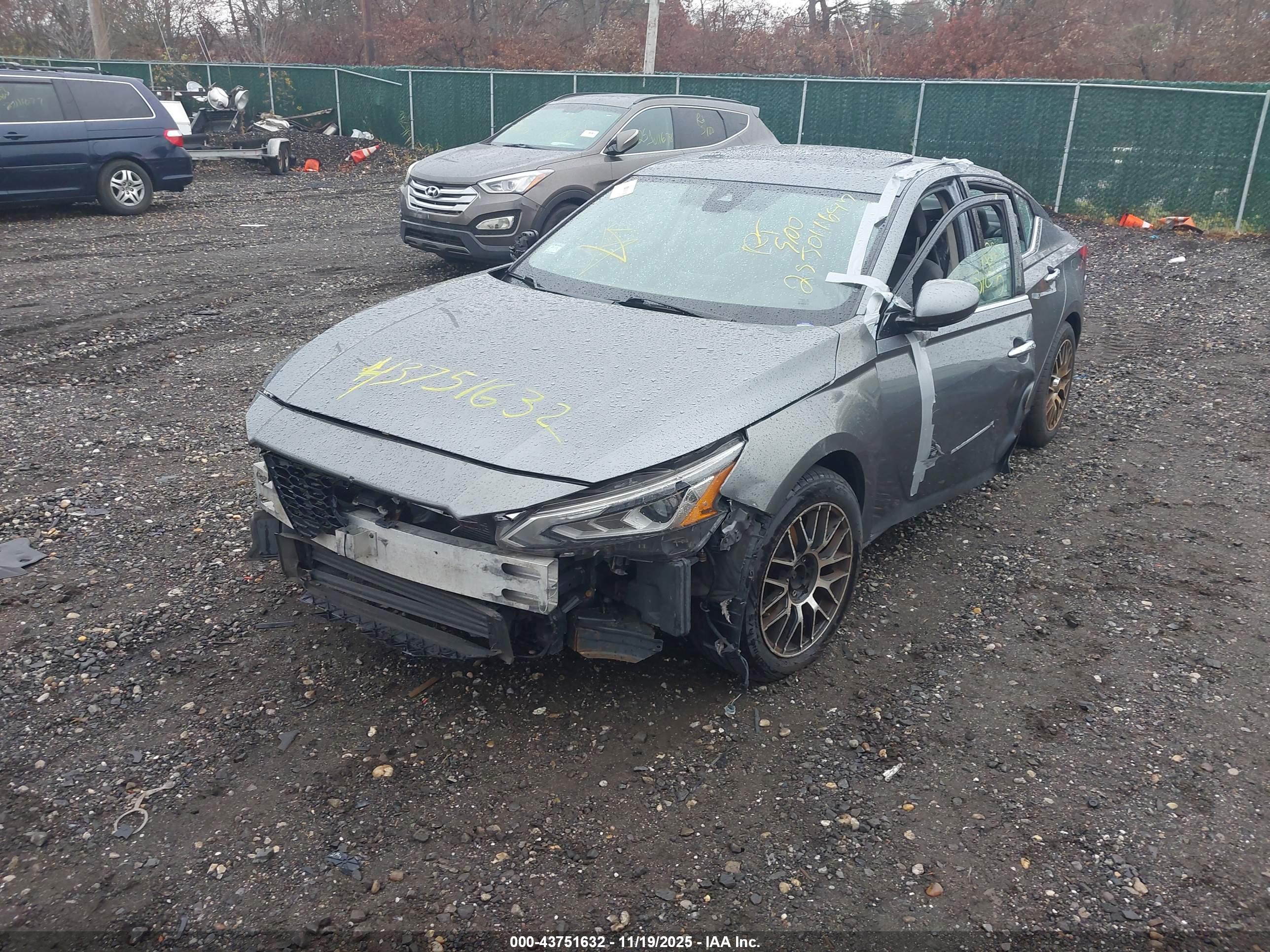 NISSAN ALTIMA image 2