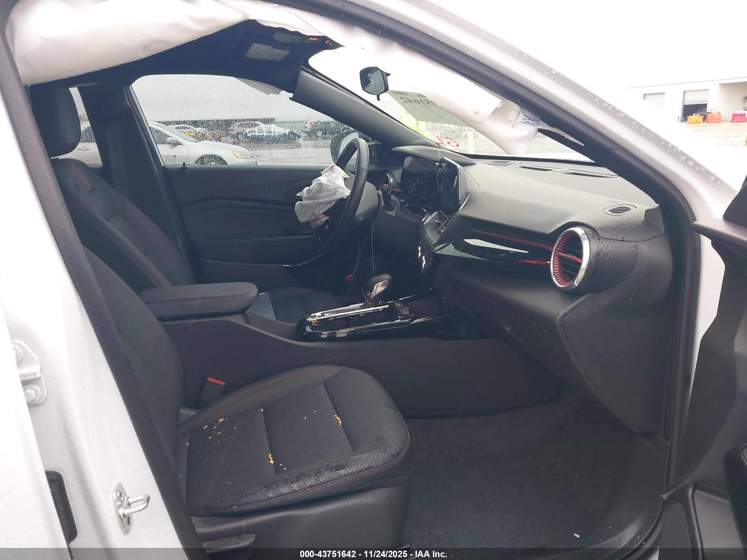 CHEVROLET TRAX image 5
