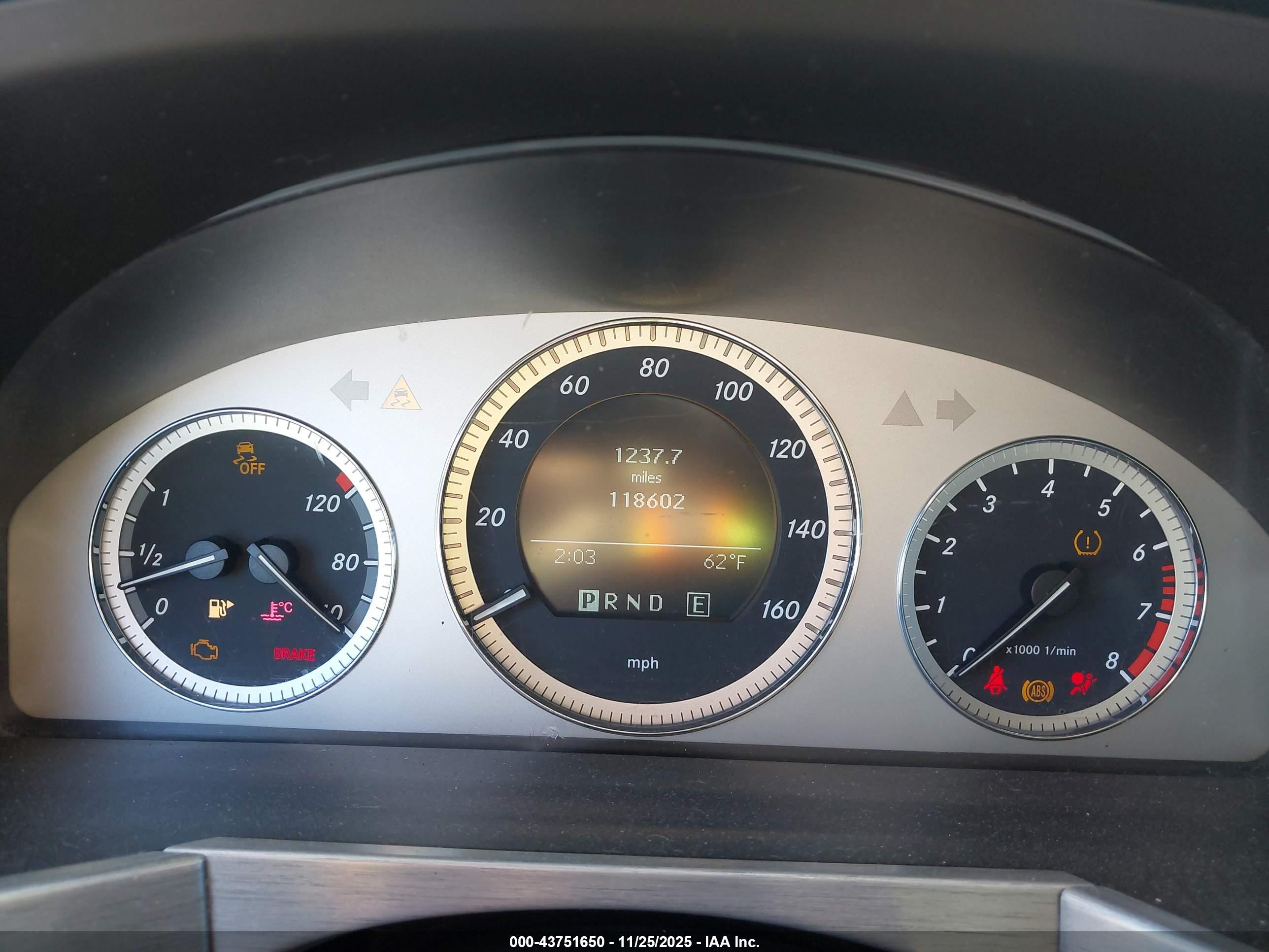 MERCEDES-BENZ GLK image 7