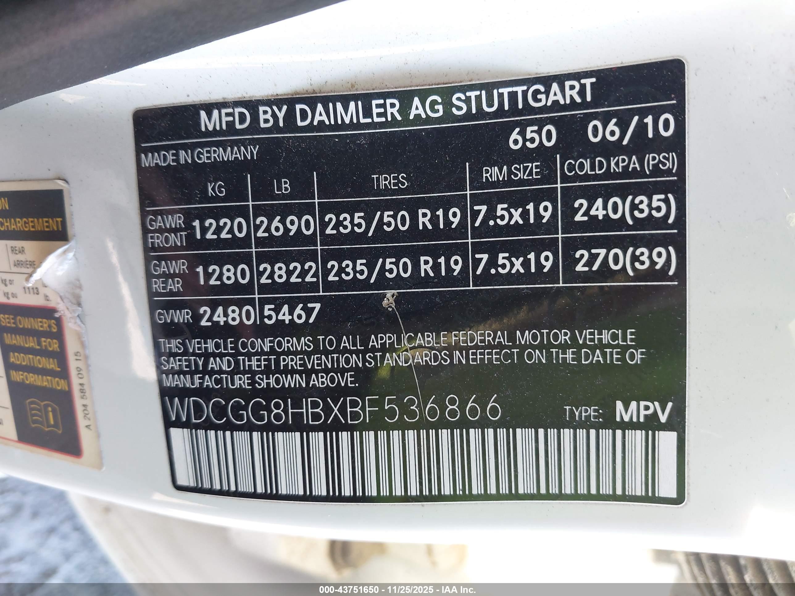 MERCEDES-BENZ GLK image 9
