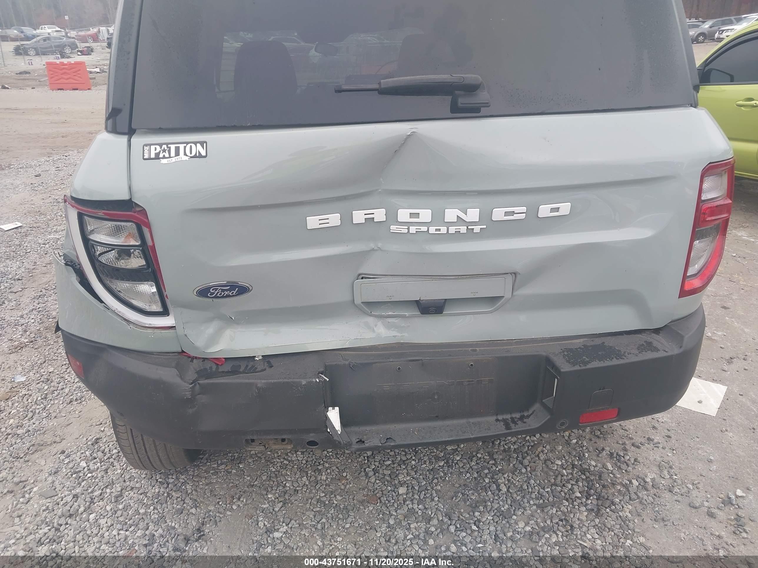 FORD BRONCO image 6