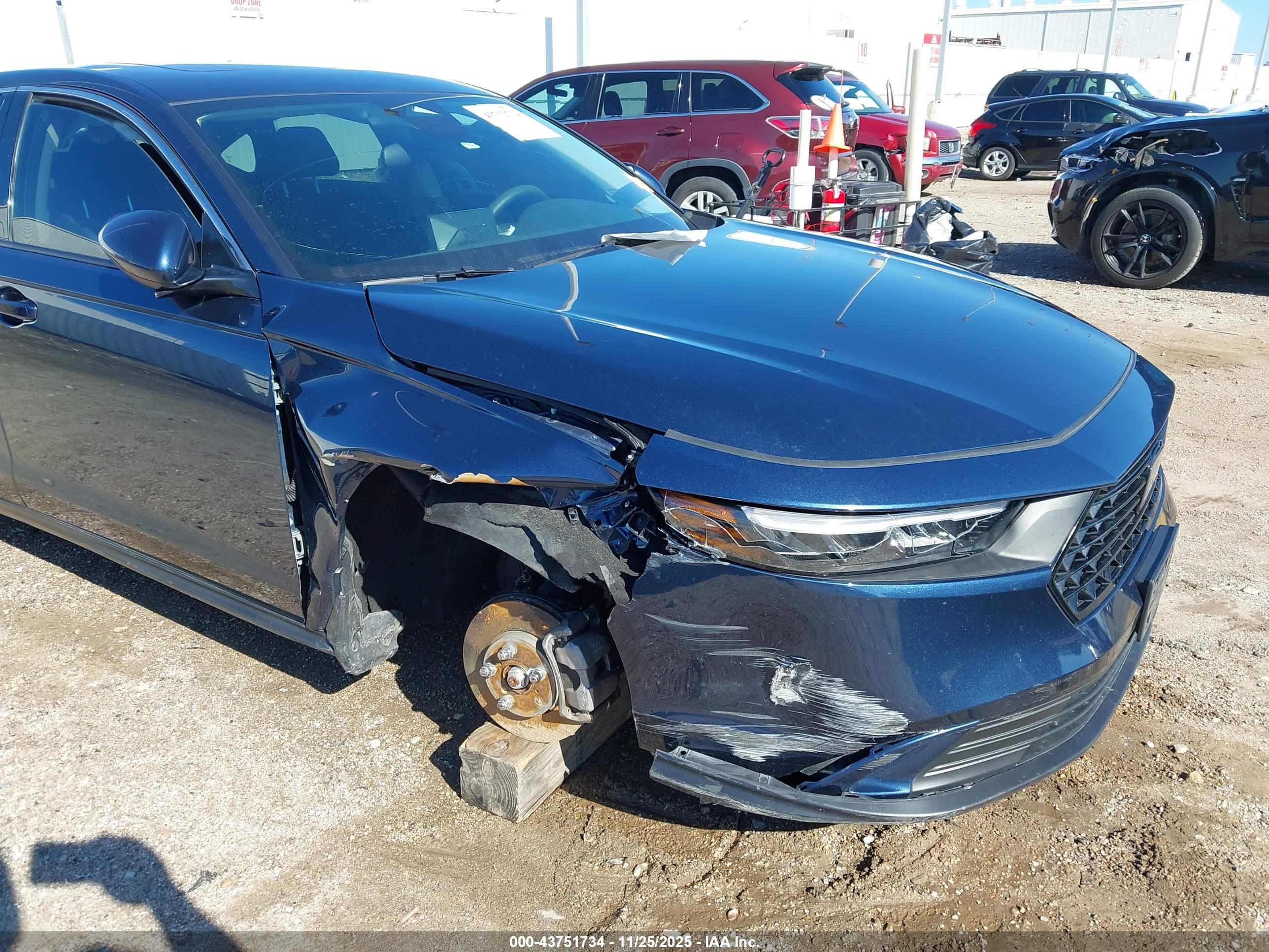 HONDA ACCORD image 6