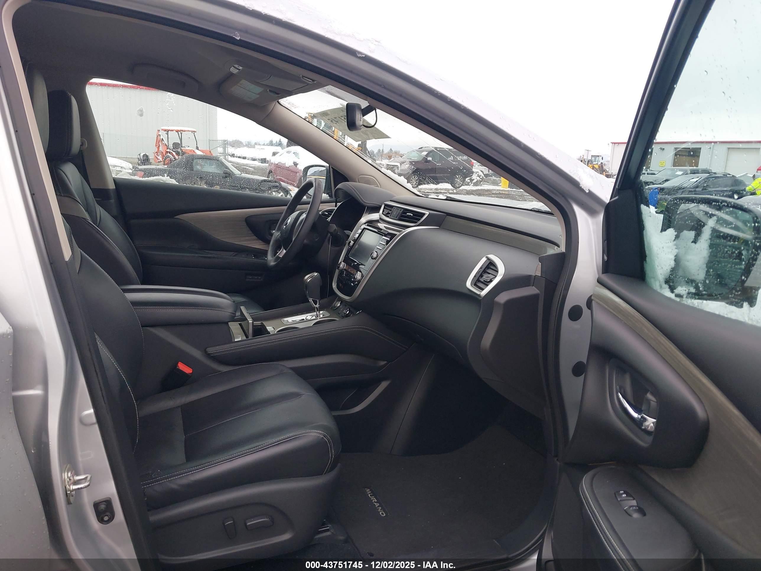 NISSAN MURANO image 5