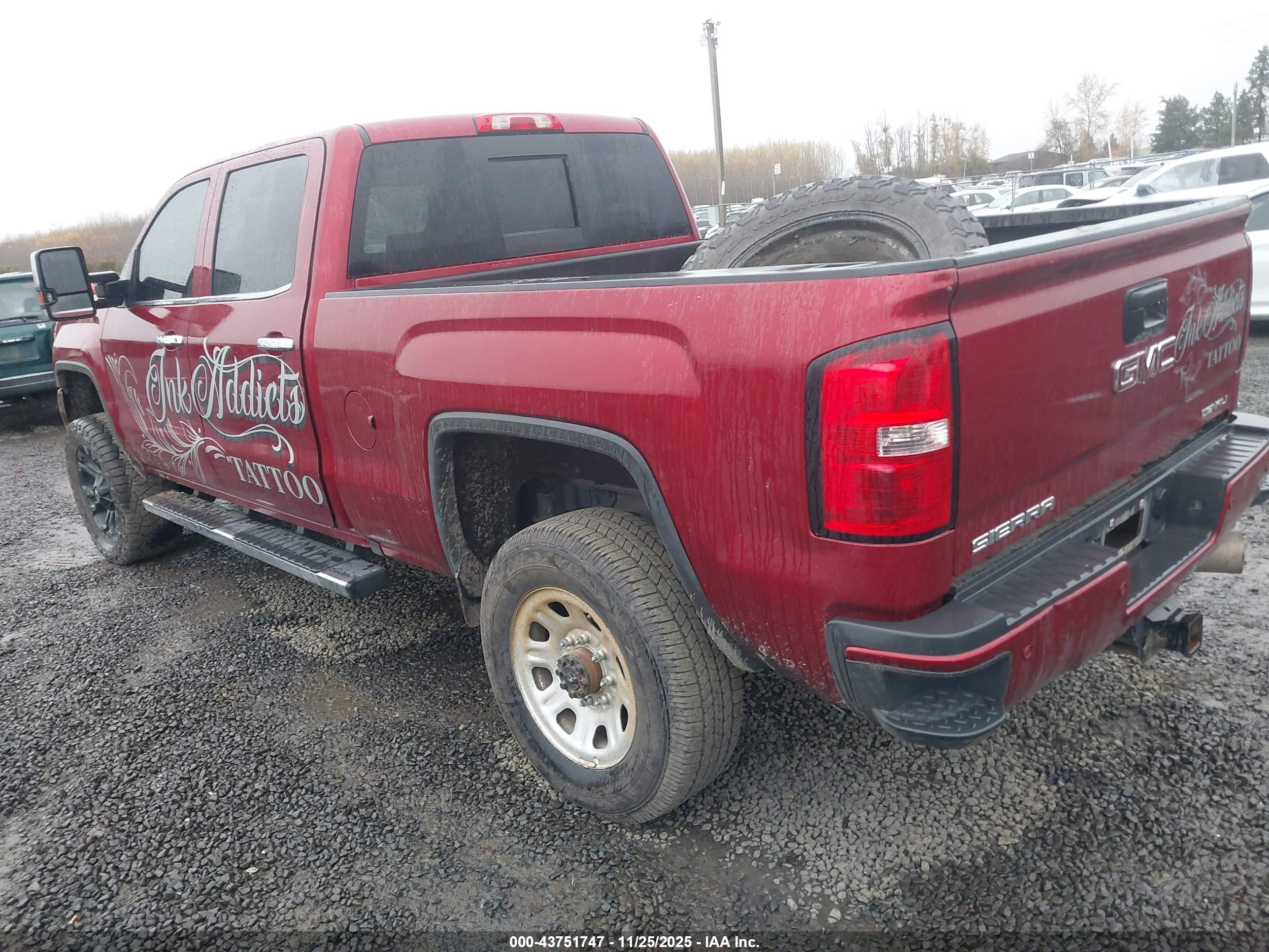 GMC SIERRA image 3