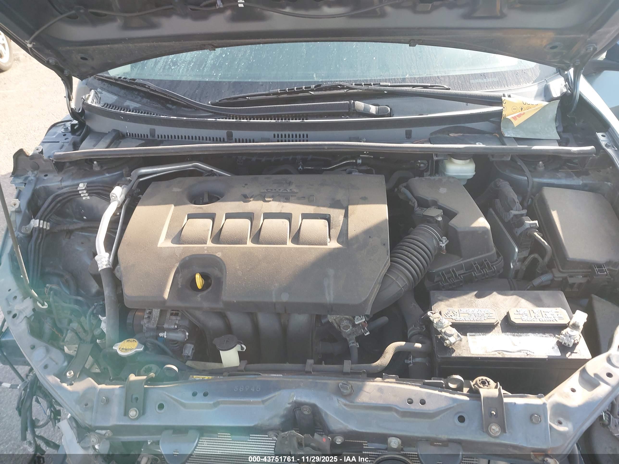 TOYOTA COROLLA image 10