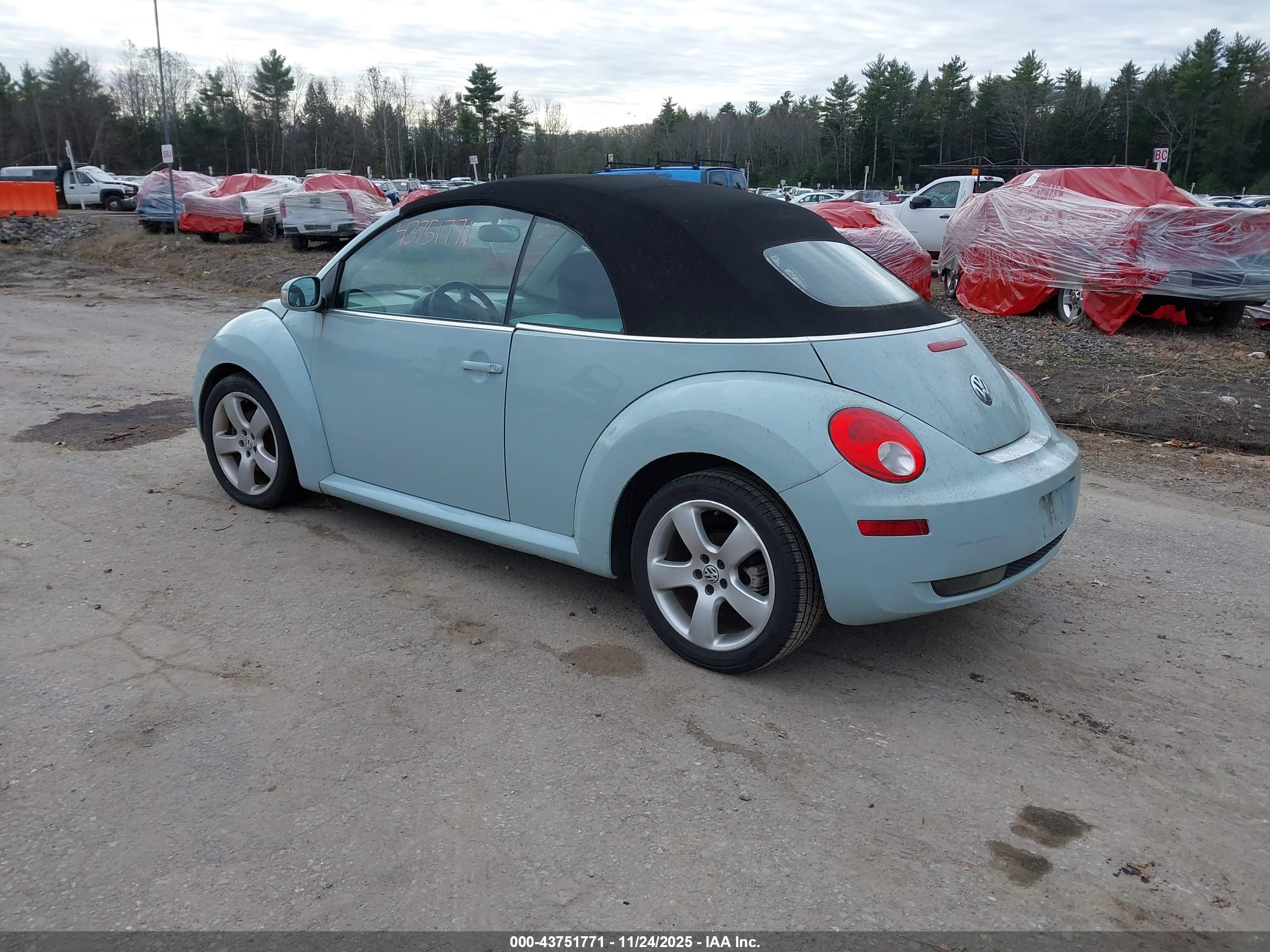 VOLKSWAGEN NEW image 3