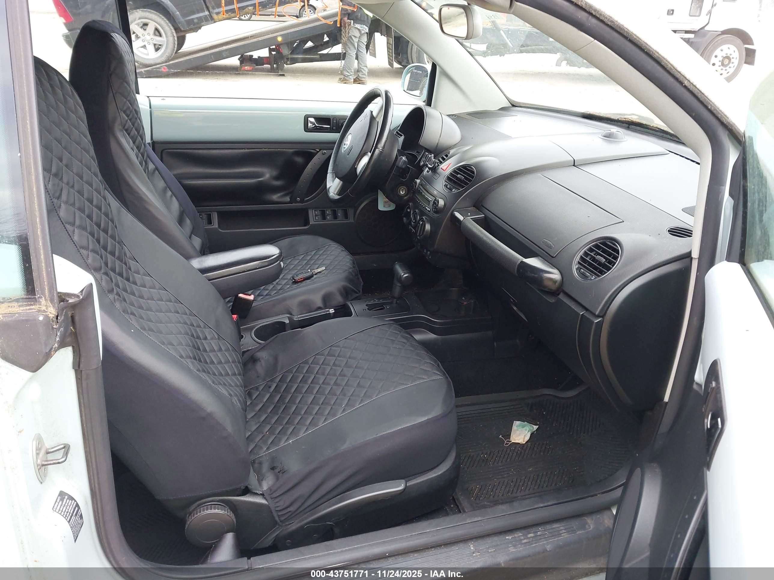 VOLKSWAGEN NEW image 5
