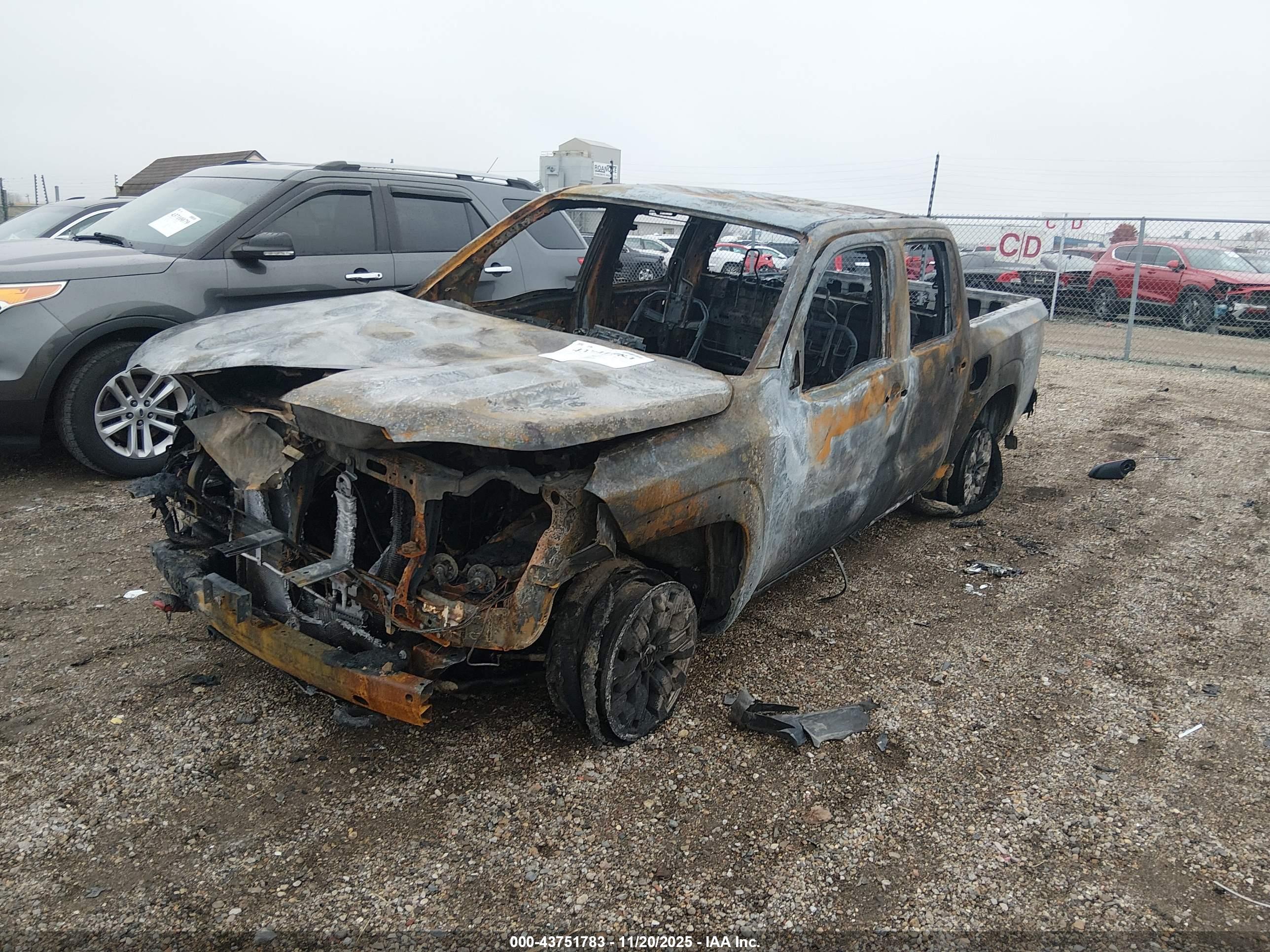 NISSAN FRONTIER image 2