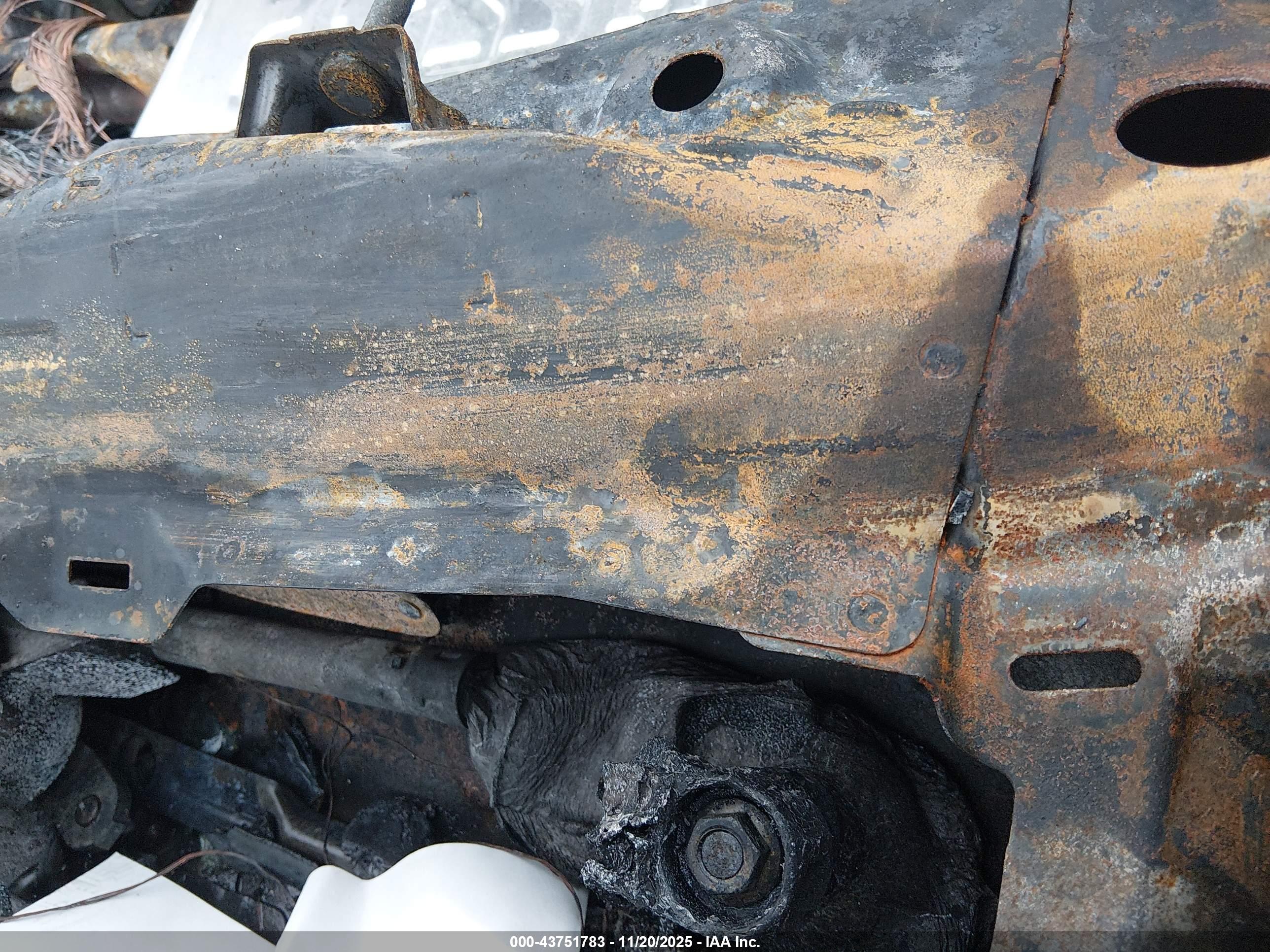 NISSAN FRONTIER image 9