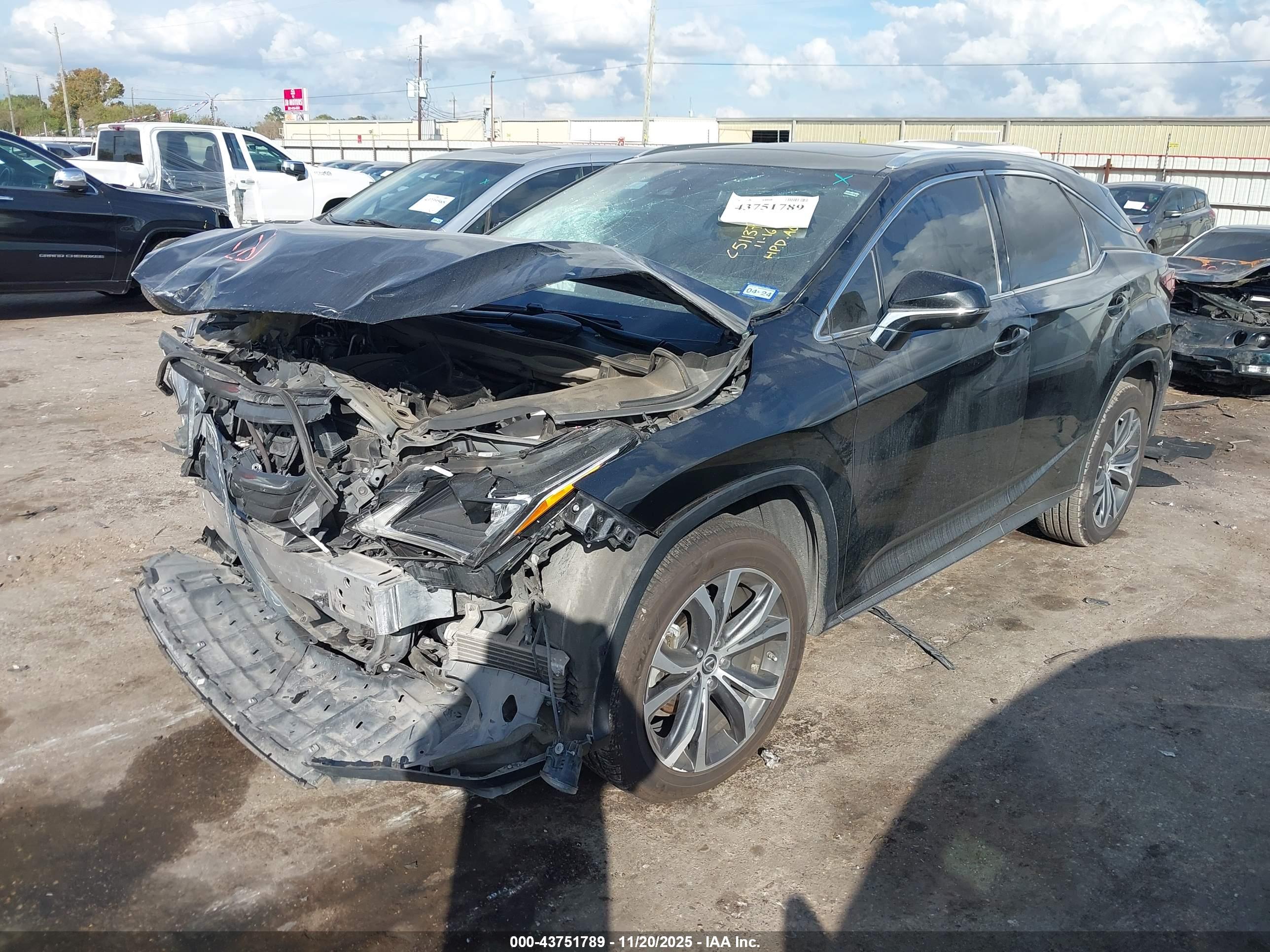 LEXUS RX image 2