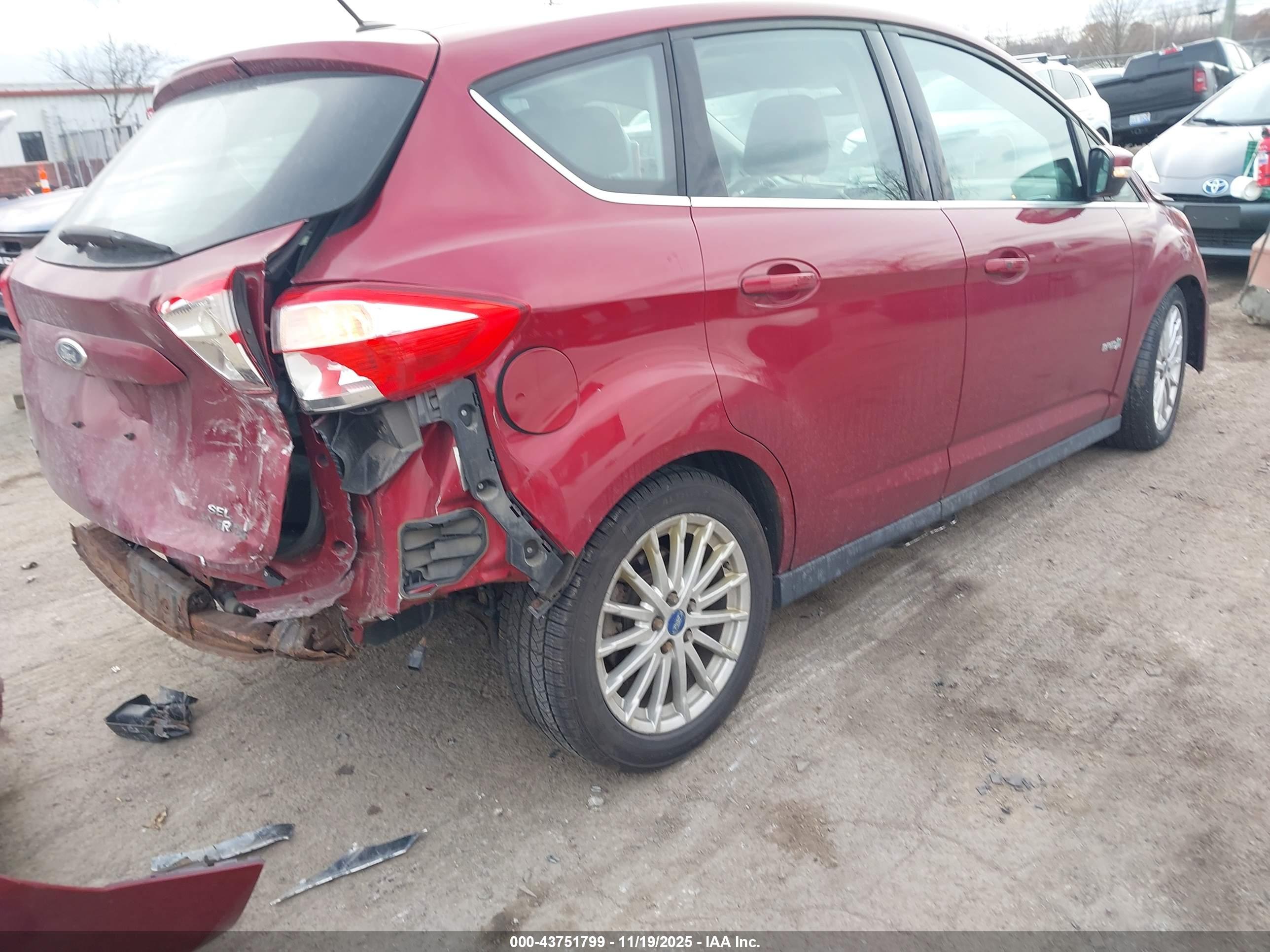 FORD C-MAX image 4