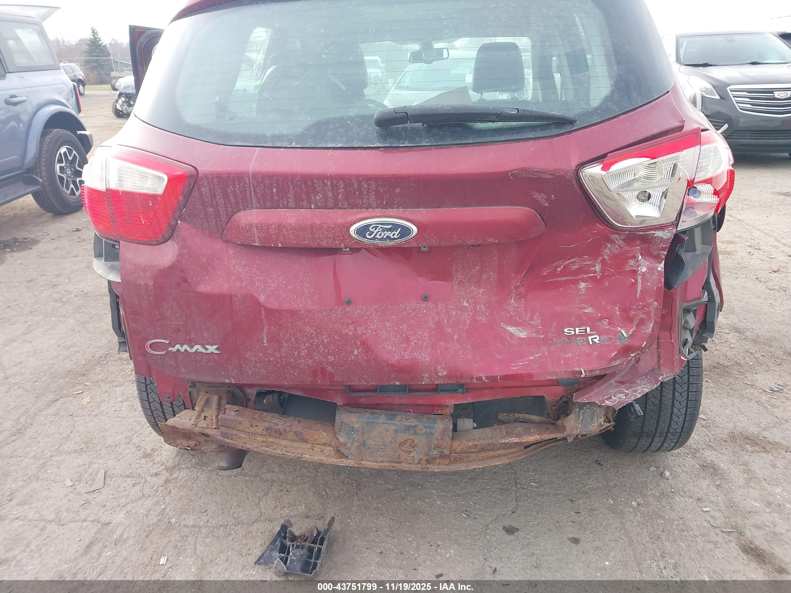 FORD C-MAX image 6