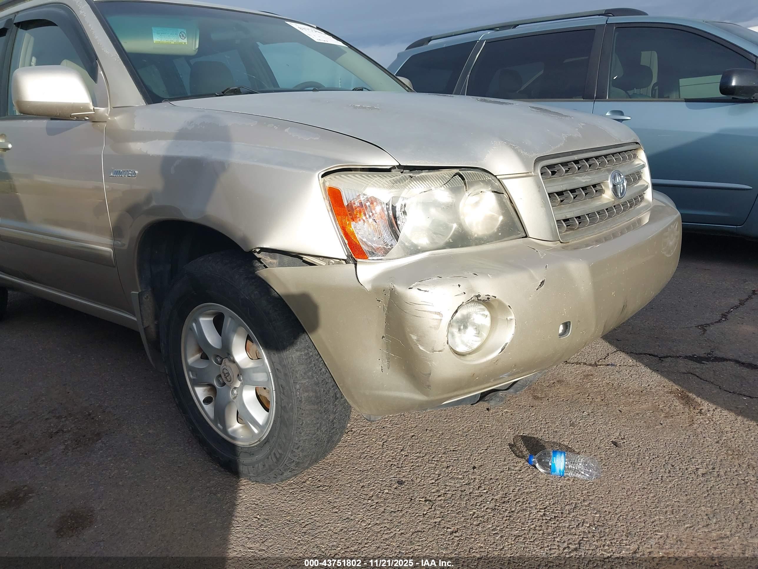 TOYOTA HIGHLANDER image 6