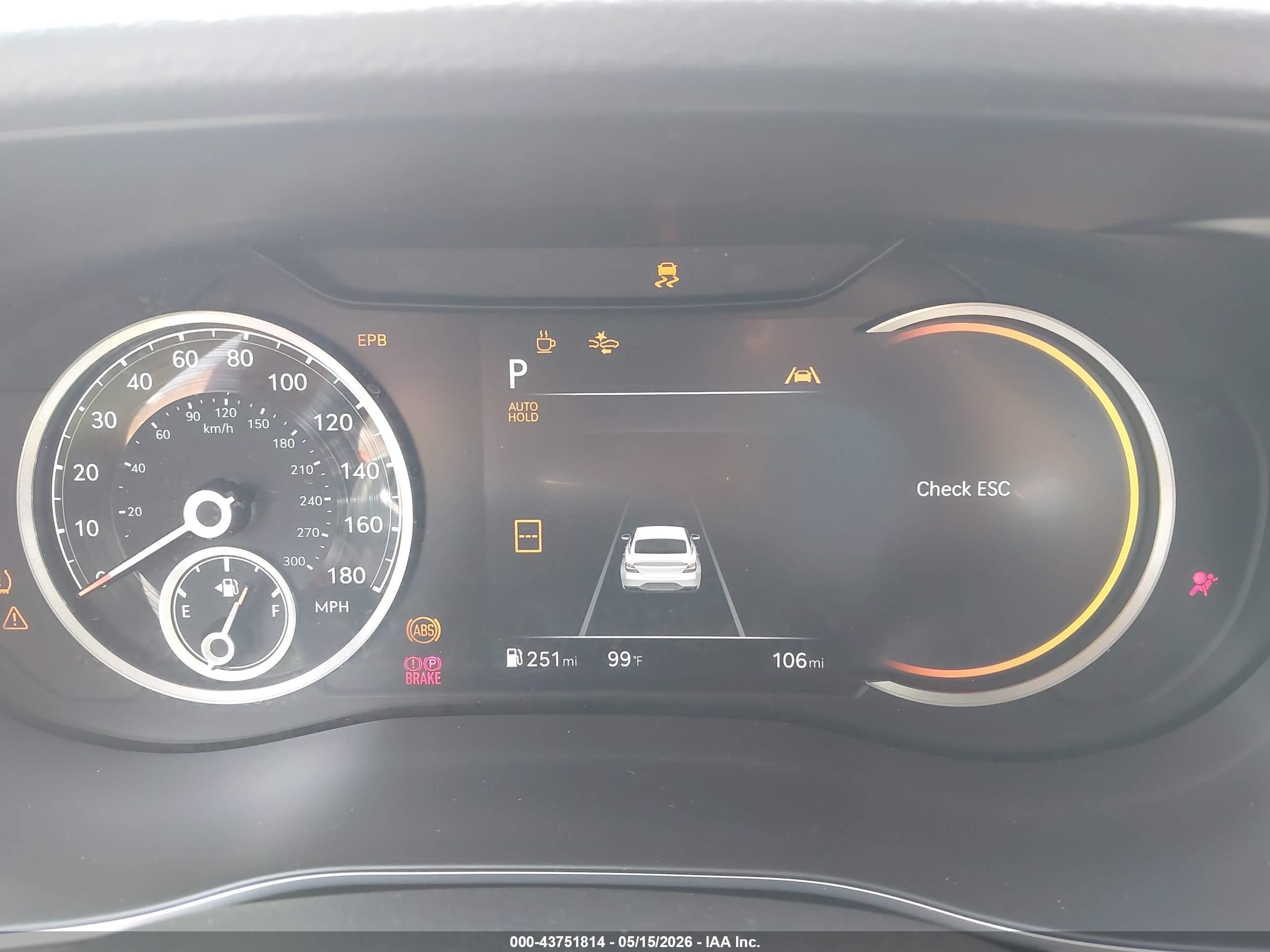 GENESIS G70 image 7