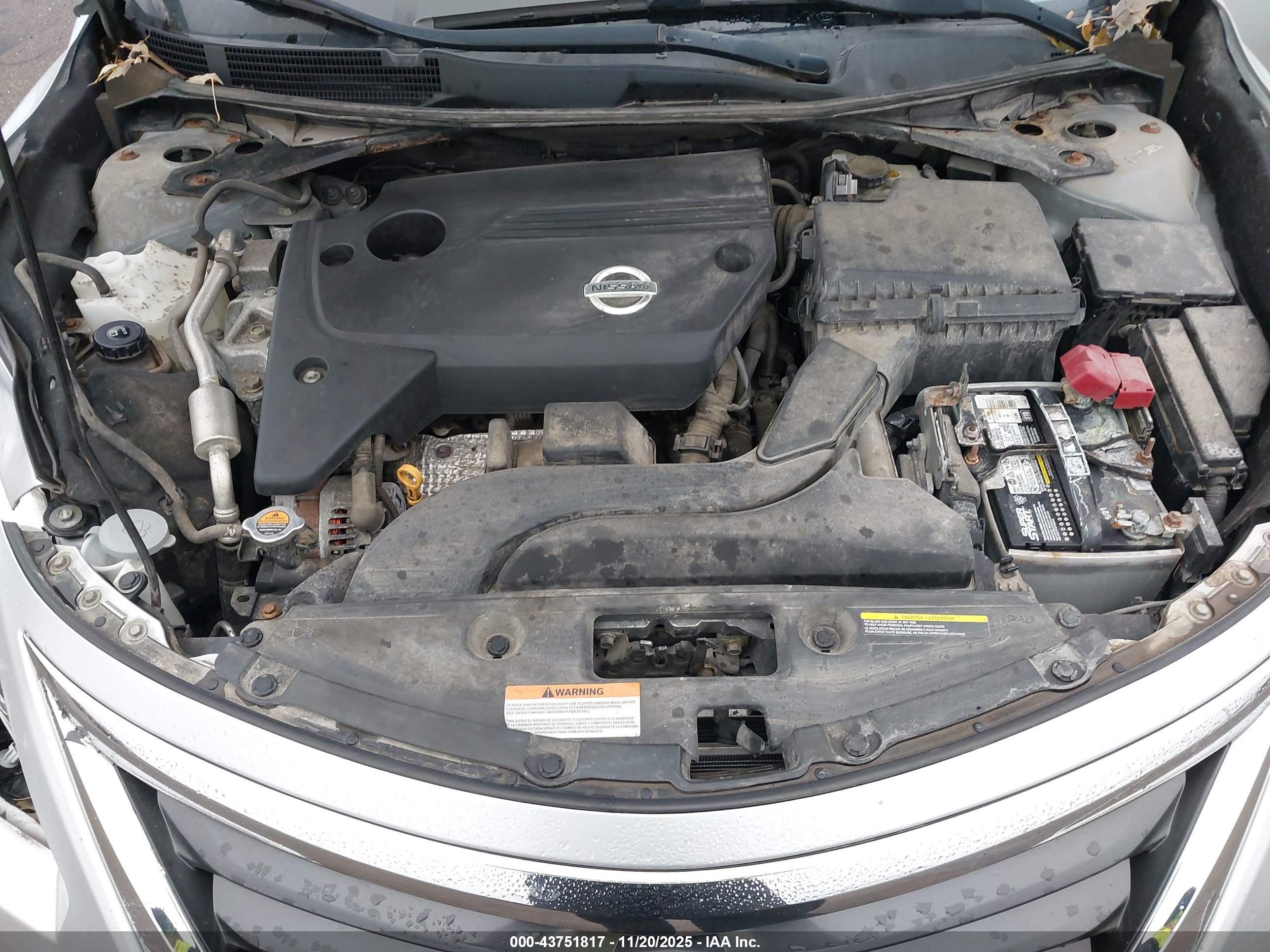 NISSAN ALTIMA image 10