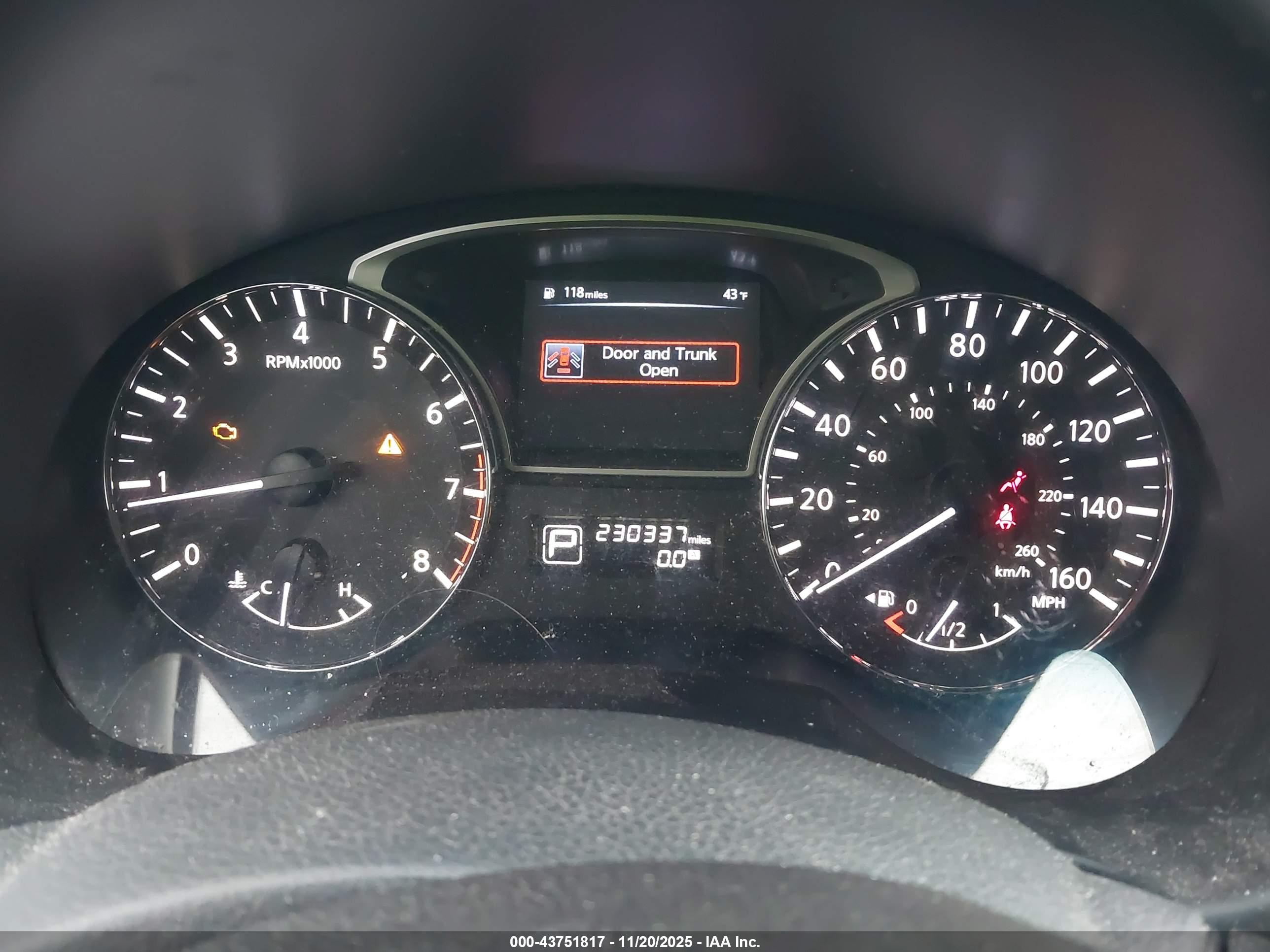 NISSAN ALTIMA image 7